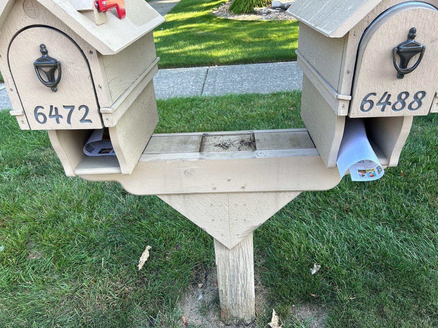 Roof Replacement using Owens Corning Peppercorn and Siding Replacement using Ascend Charcoal Smoke by 180 Contractors