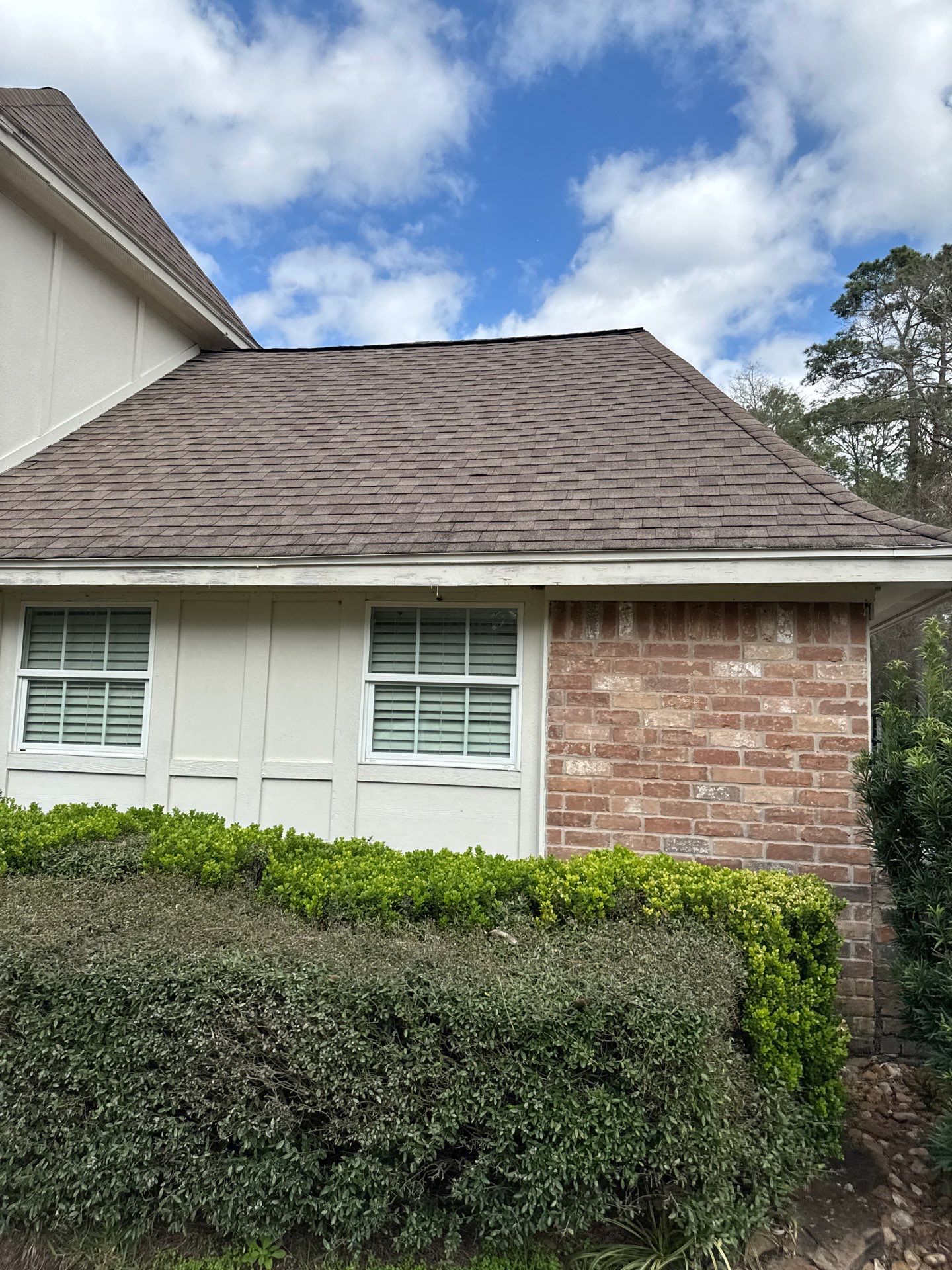 55 Square Titan Natural timber  by Sirius Roofing