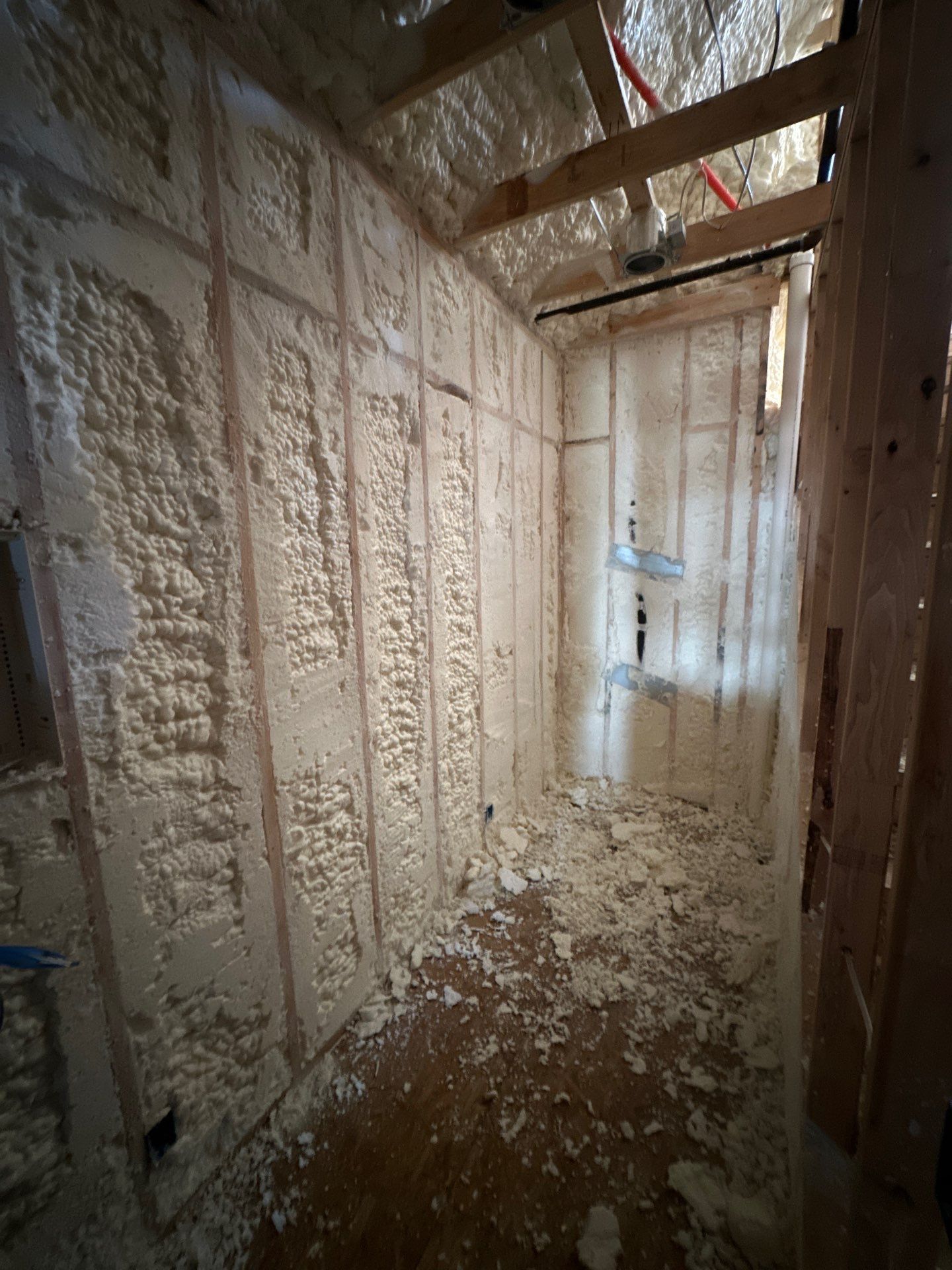 Full encapsulation with open cell spray foam on this custom home in Dallas by Apex Insulation Solutions