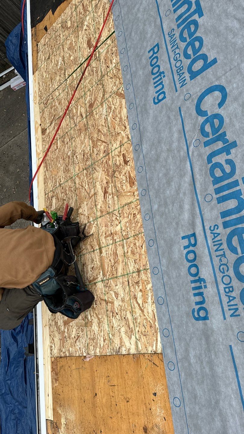Roof Replacement using CertainTeed Landmark by 180 Contractors