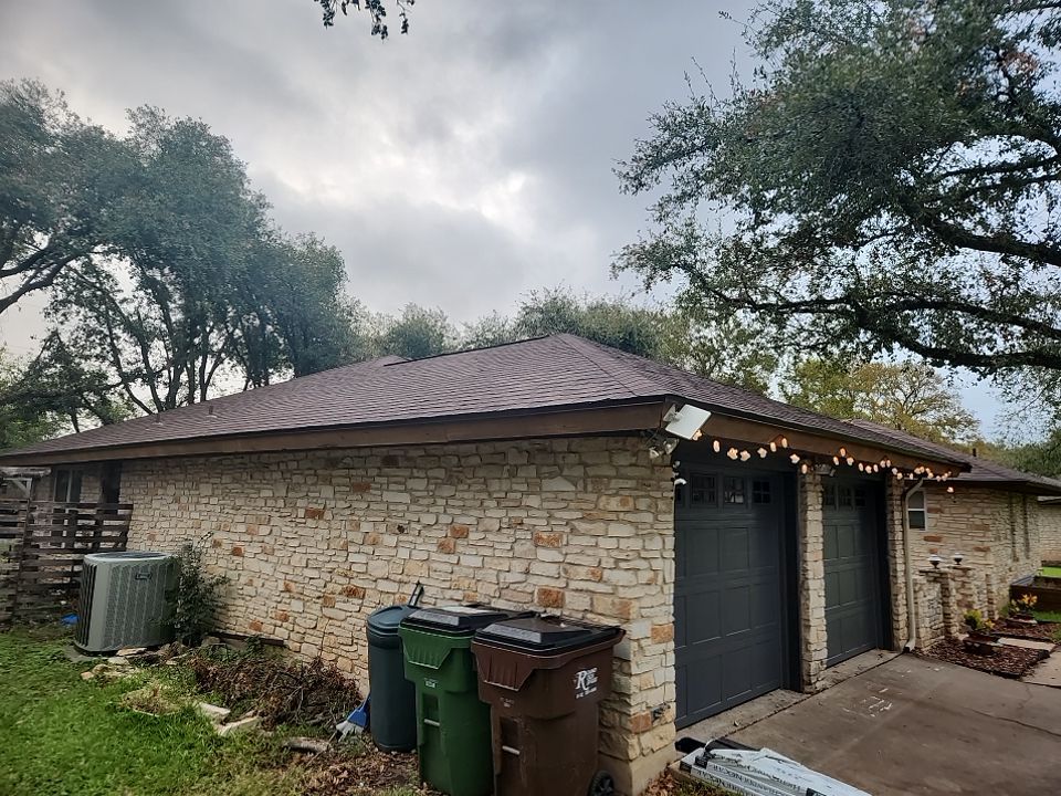 Antique Brown - Malarkey Highlander by RoofsOnly.com