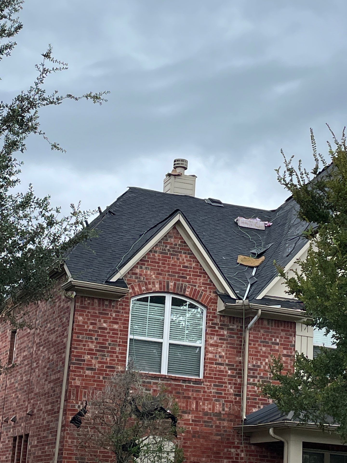 Residential Roofing Installation using Owen's Corning Duration (Lifetime) Shingles by Roof Repair Company