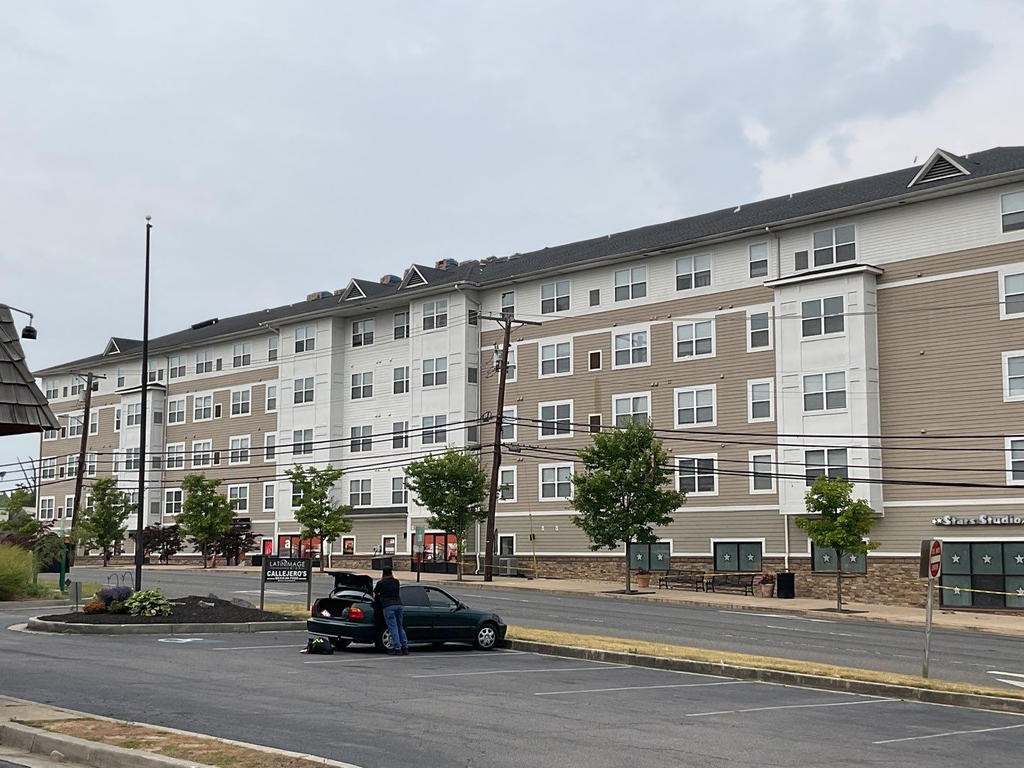 Multi-Family Commercial shingle roof by Alpha Design Services