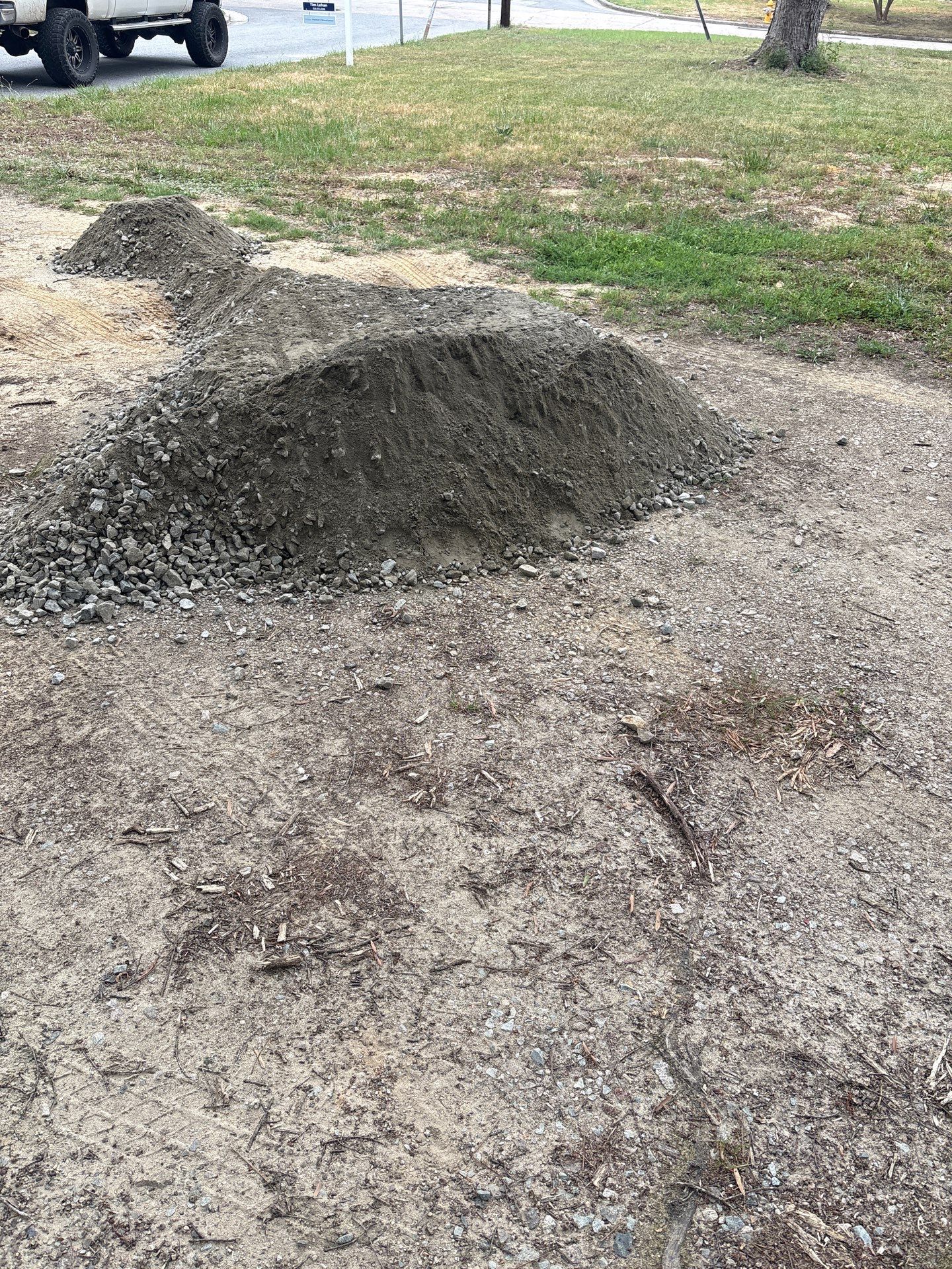 Driveway Leveling – Crush & Run Base by Billy Weatherspoon Contractor