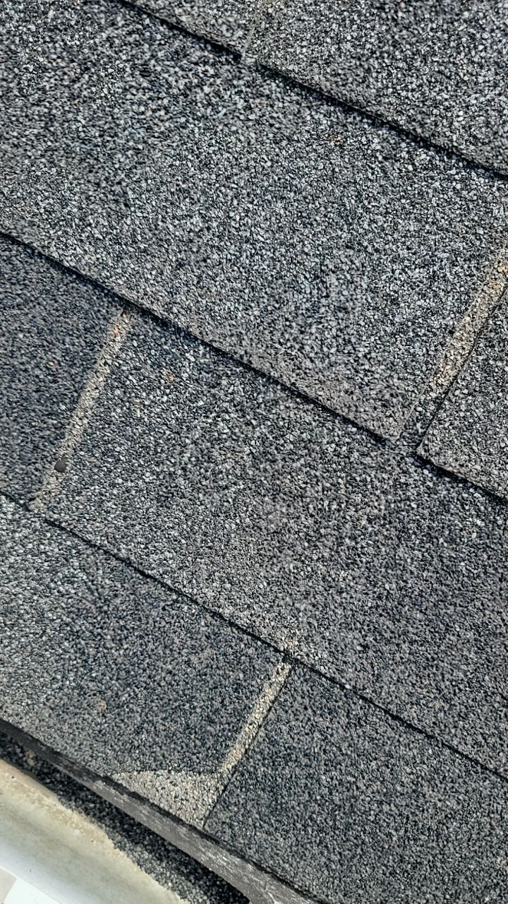 Brand: Atlas Pinnacle Color: Pristine Scotchgarde Copper Canyon Drip: White by Eagle Eye Roofing