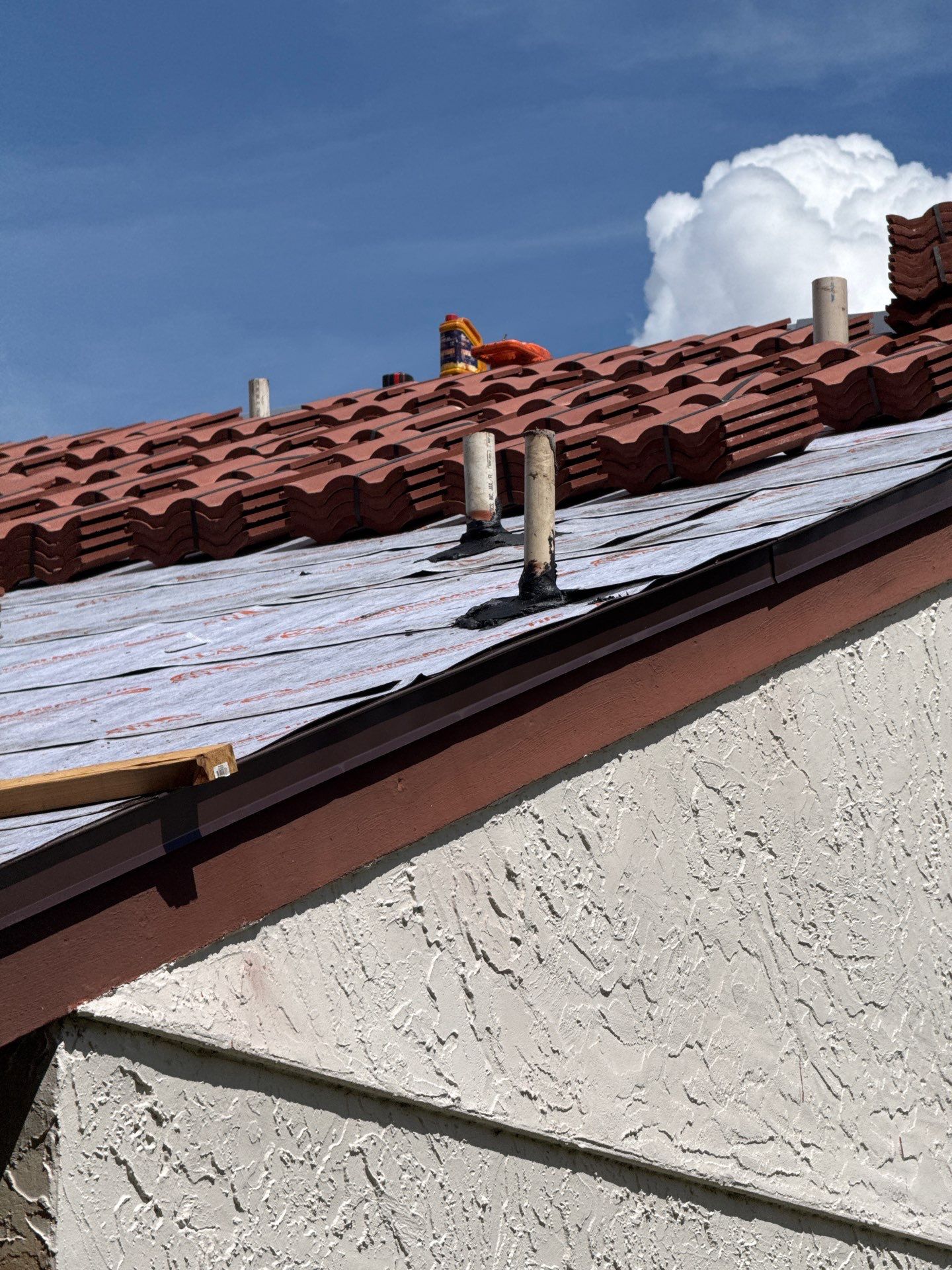 Residential Tile Roof Replacement and Gutter Installation in Winter Park by Pinnacle Roofing Group