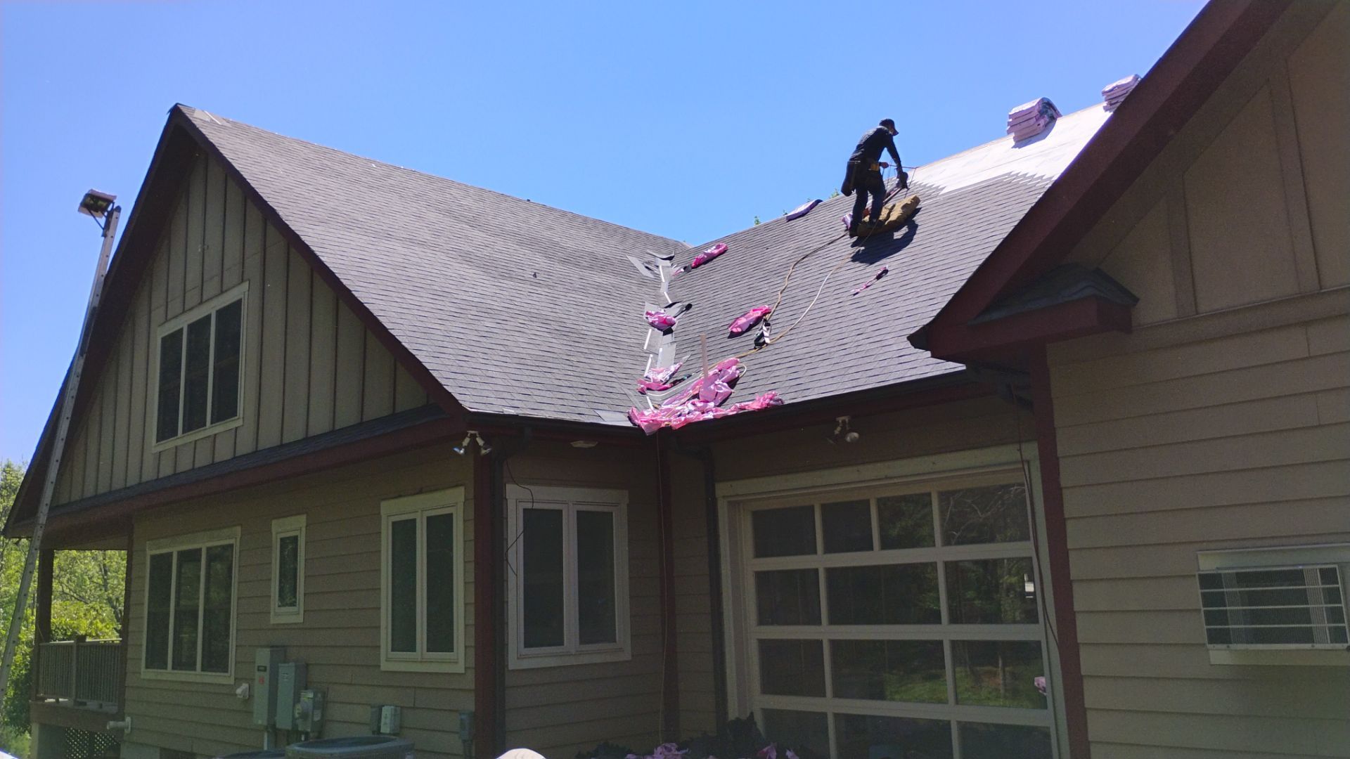 Tony's roof by BROCK BUILDERS 