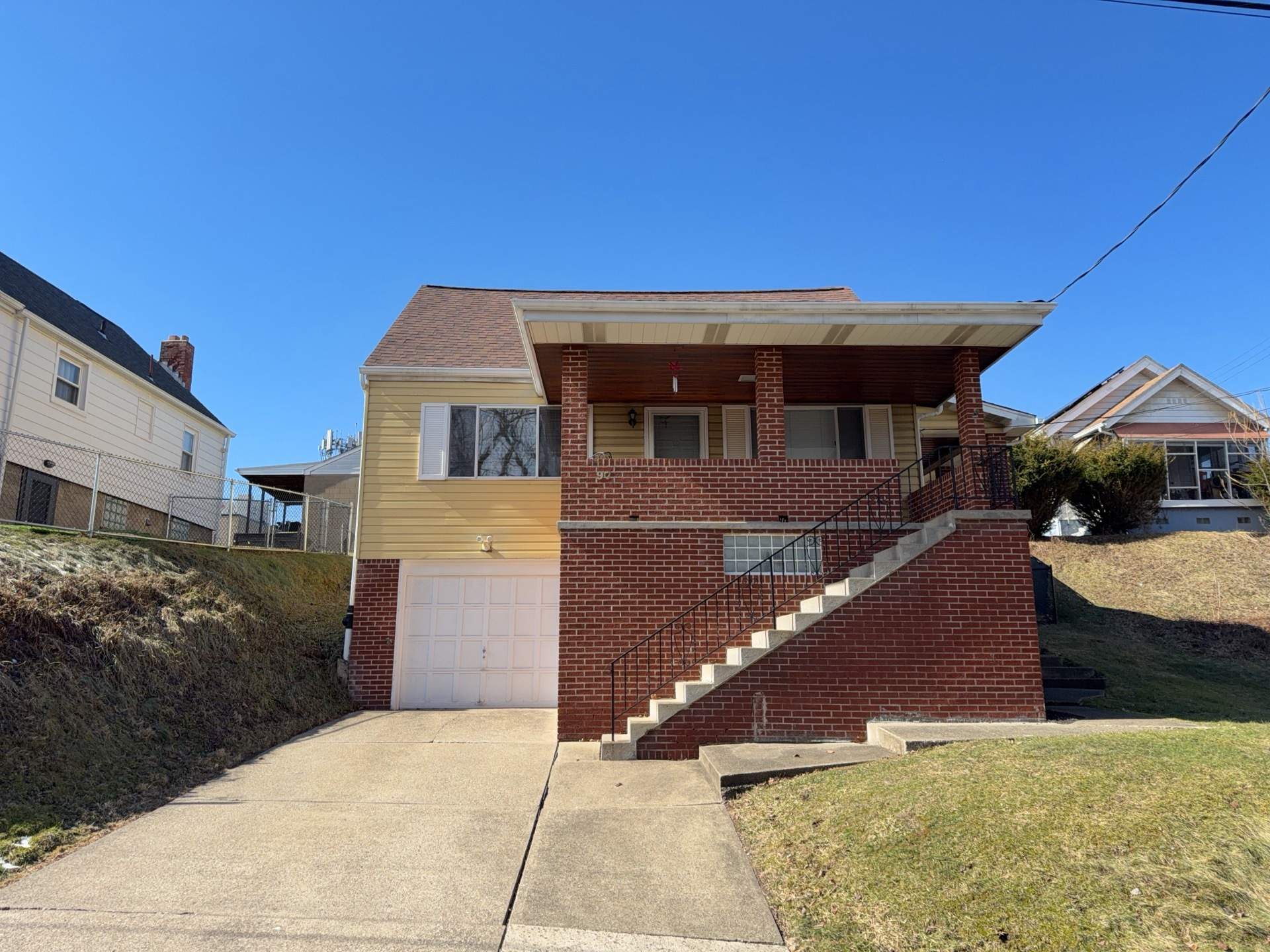 From ancient aluminum to beautiful vinyl siding in Westview by Ideal Siding Pittsburgh
