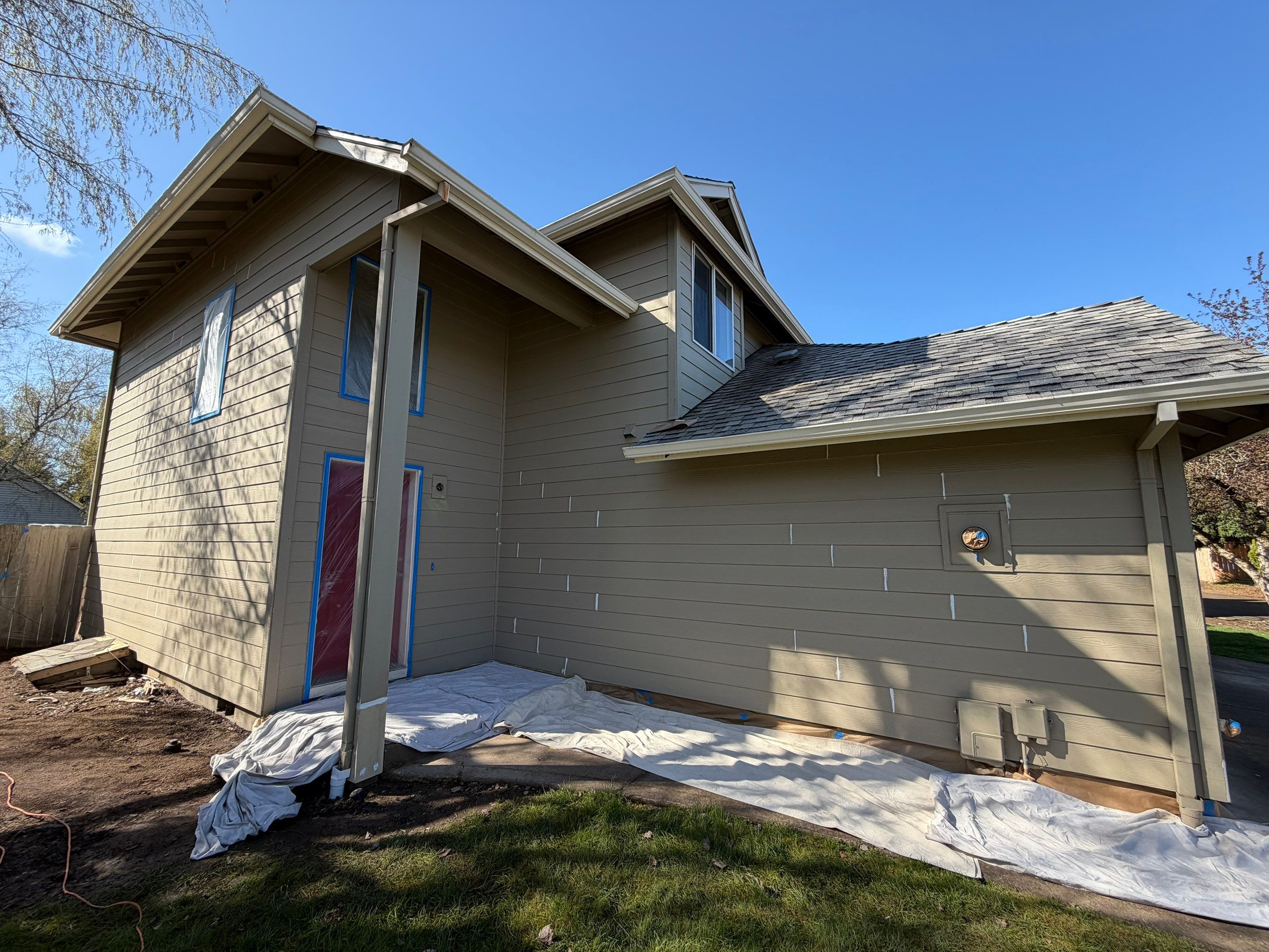 Exterior House Painting by Handyman State LLC