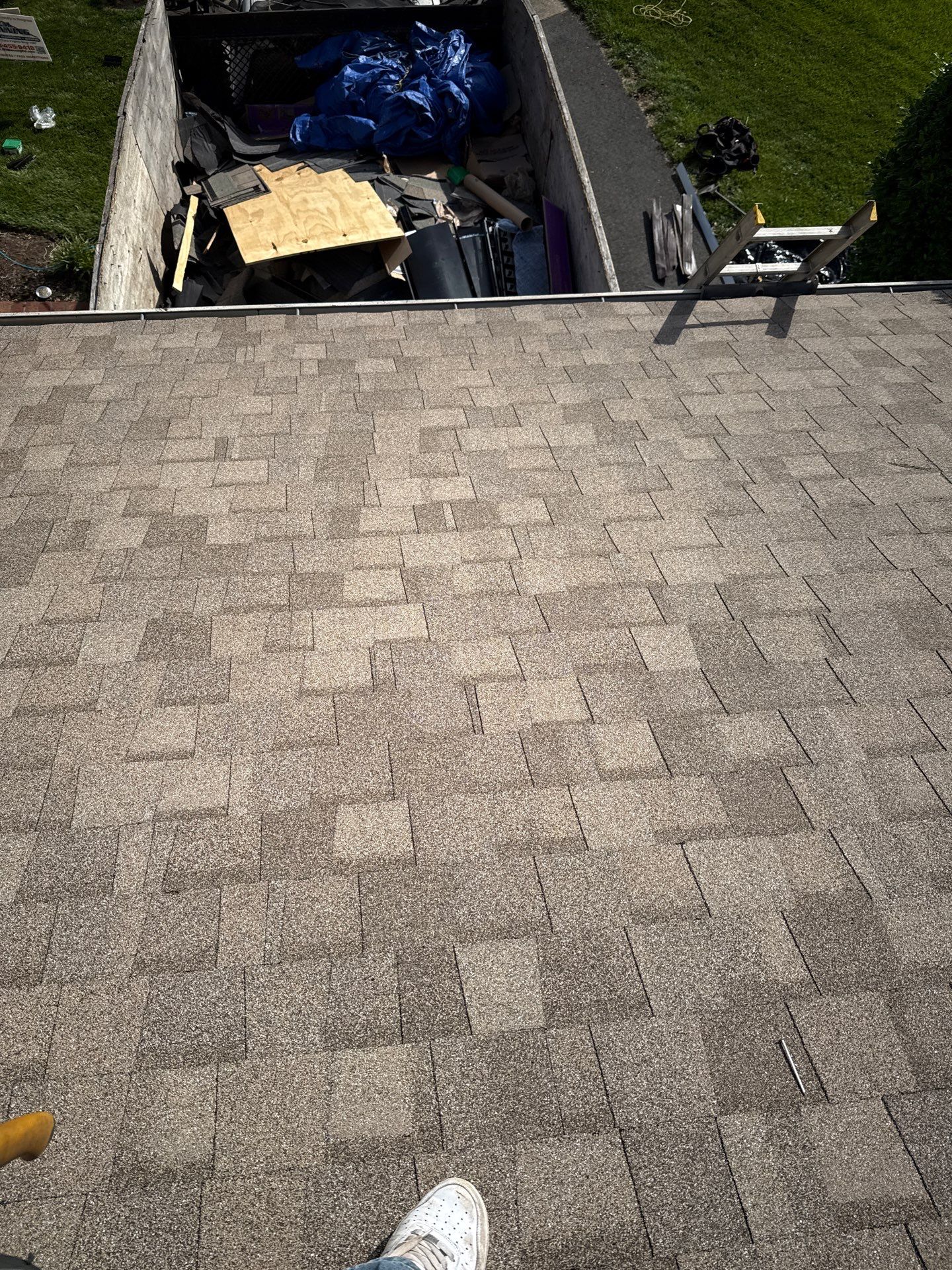 Fairfax: Residential Roof Replacement with CertainTeed Landmark Shingles in Sunrise Cedar by RM Banning, Inc.