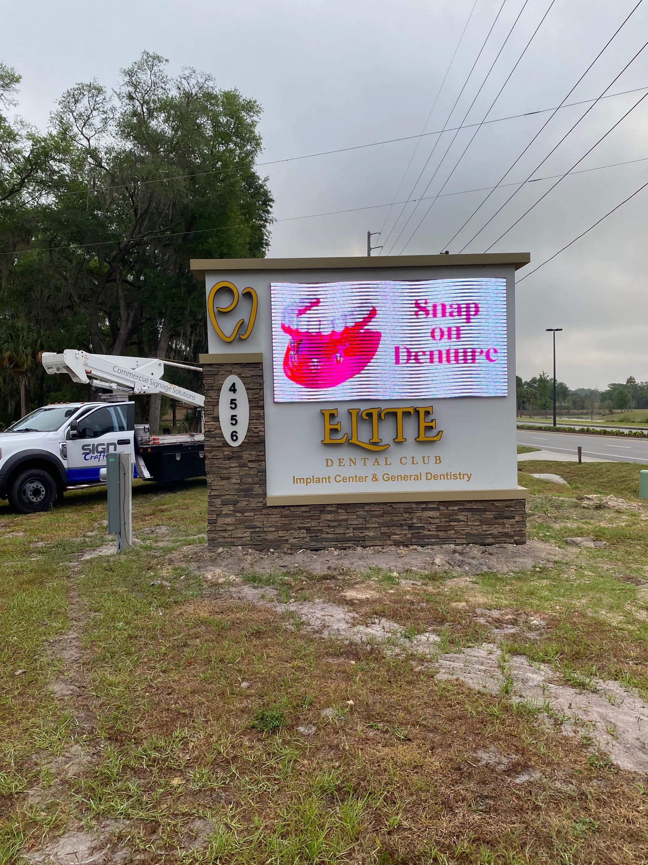 Monument Sign for Elite Dental by SignCrafters
