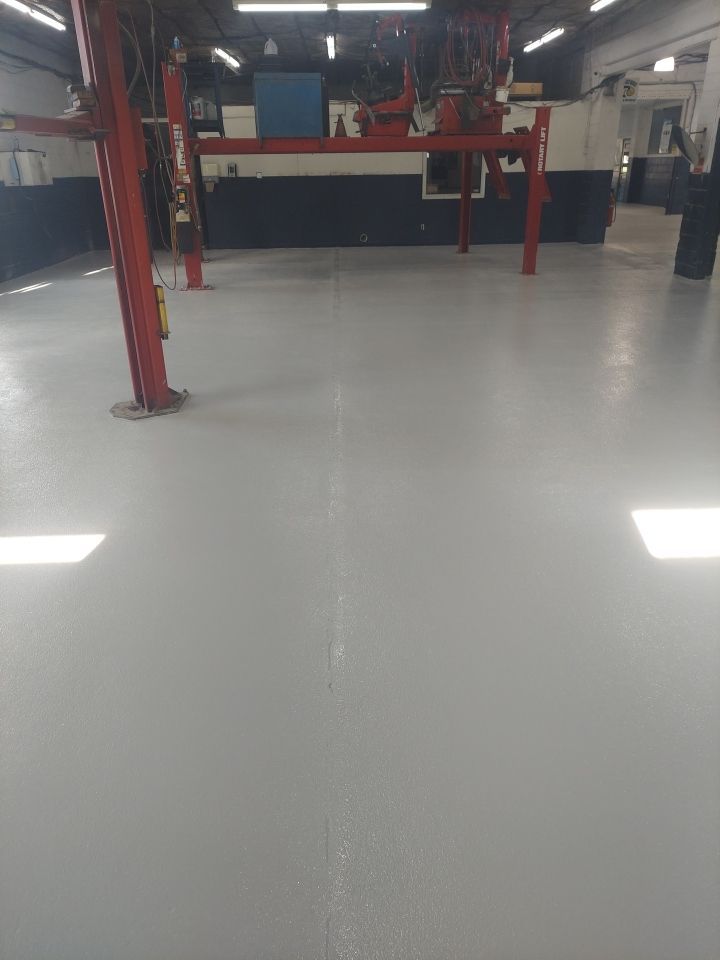 Commercial Interior Coating Installation with a Solid Color by Copperhead Coatings