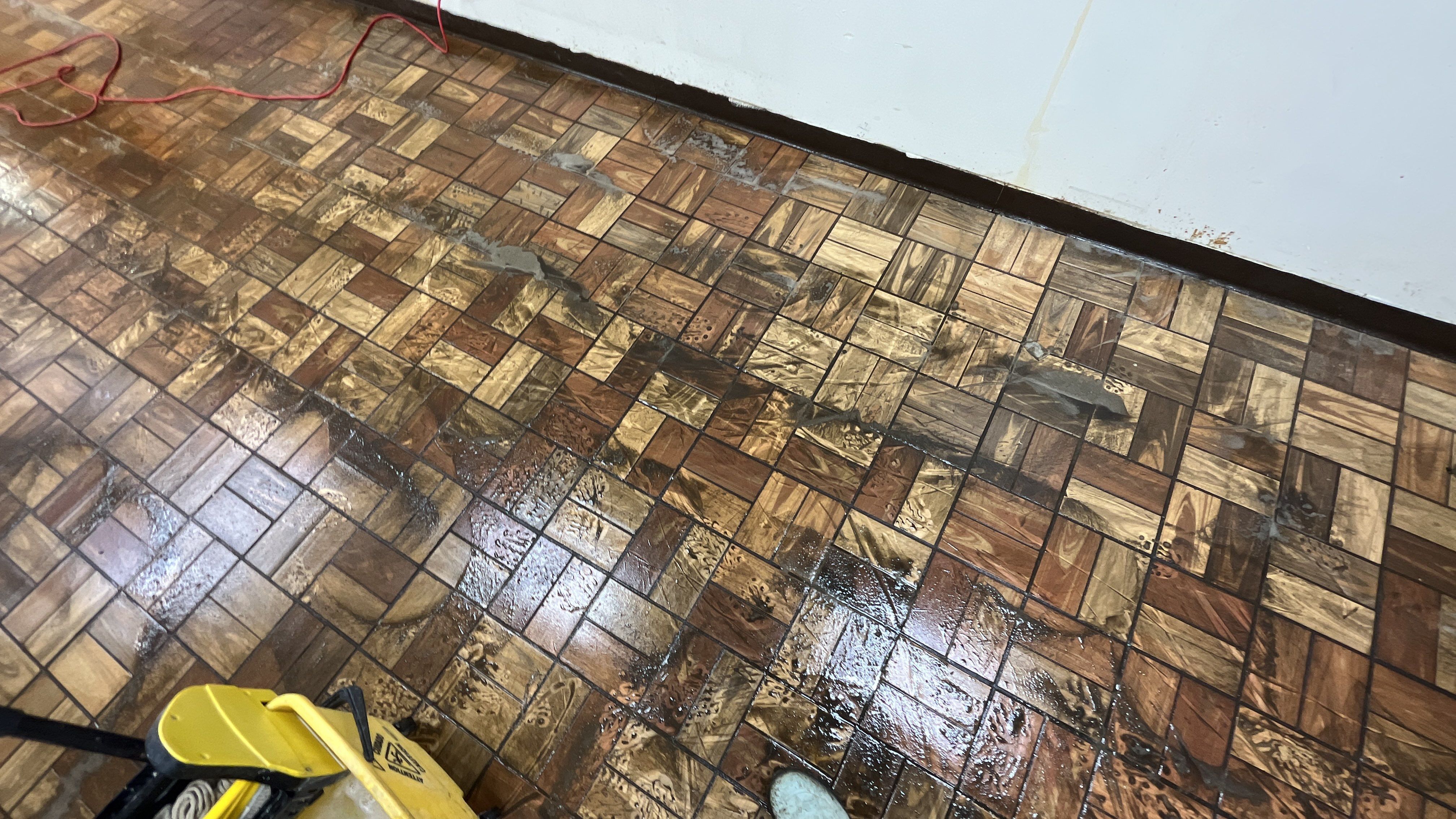 Kimball Crossing Shopping Mall by Mr. Mister Power Washing