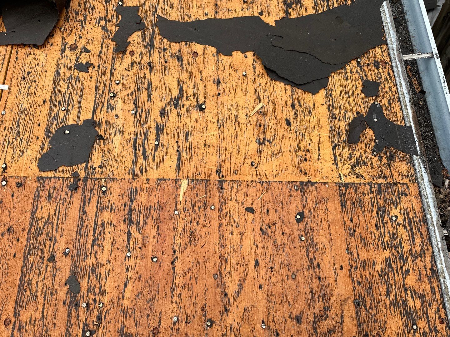 Residential Roofing Installation using Owen's Corning Duration (Lifetime) Shingles by Roof Repair Company