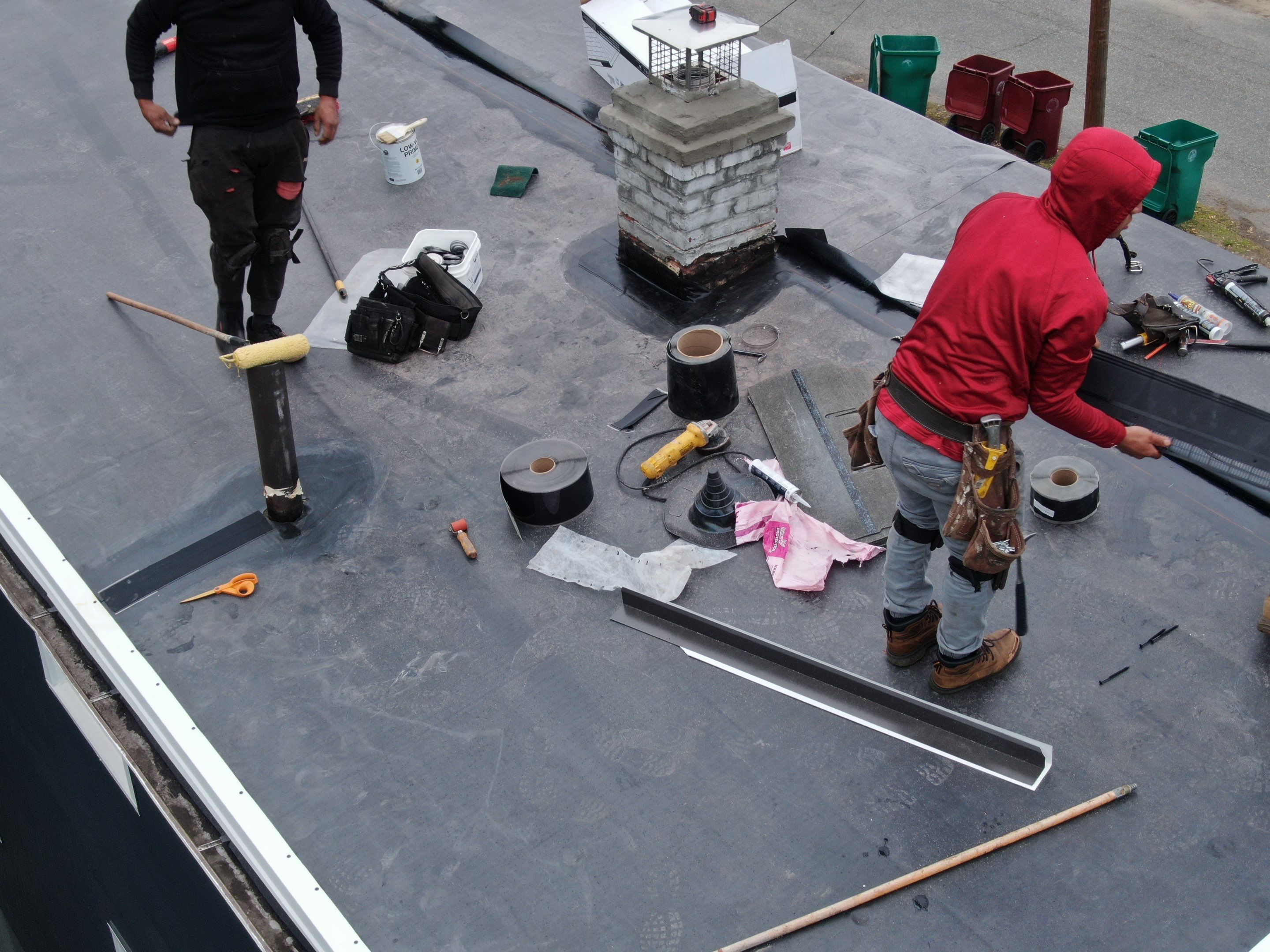 Roof and Flat Roof Membrane Replacement in Lowell, MA by Mighty Dog Roofing of Greater Middlesex County