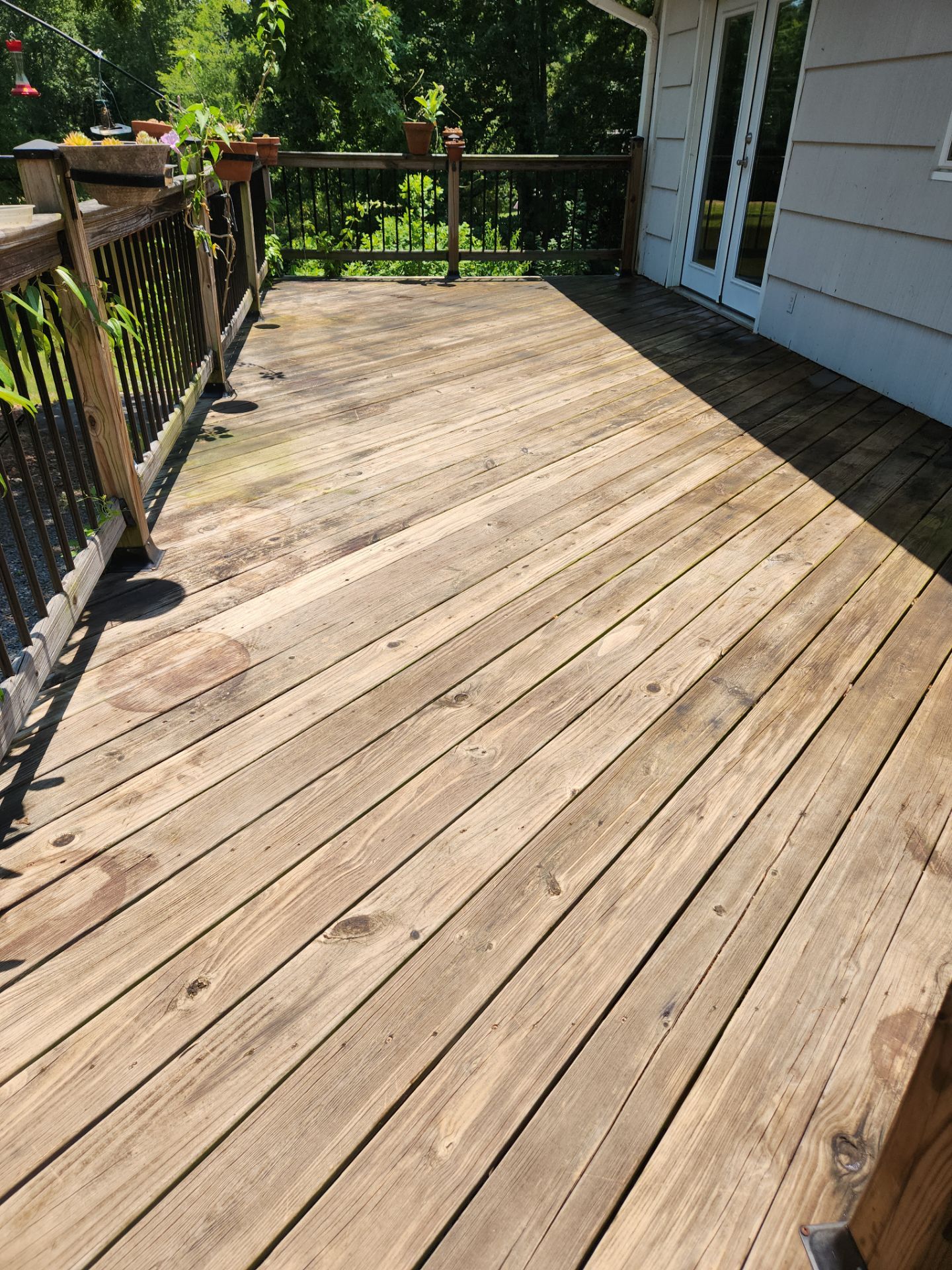Dock and Deck using Wood Sealant by DuraSeal