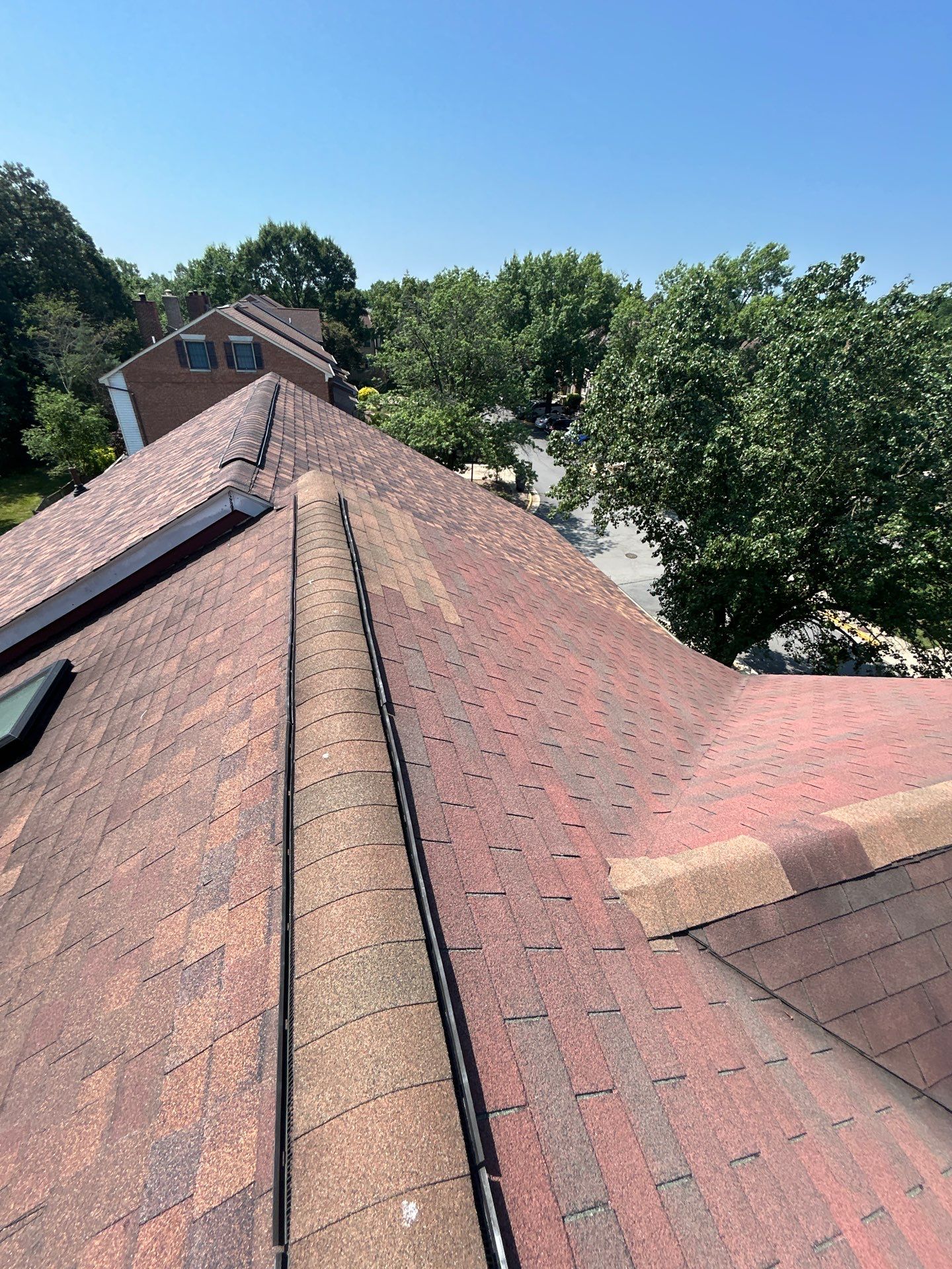 Alexandria: Residential Roof with CertainTeed Landmark Pro in Max Def Burnt Sienna by RM Banning, Inc.