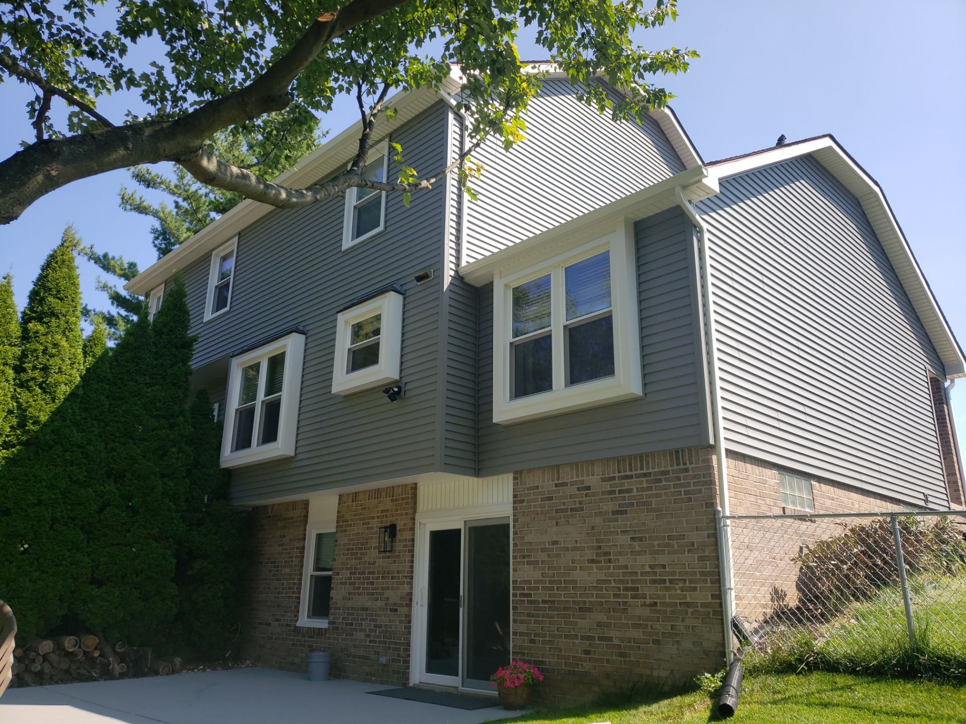 Siding Replacement using Norandex Vinyl Siding by Bloomfield Construction & Restoration