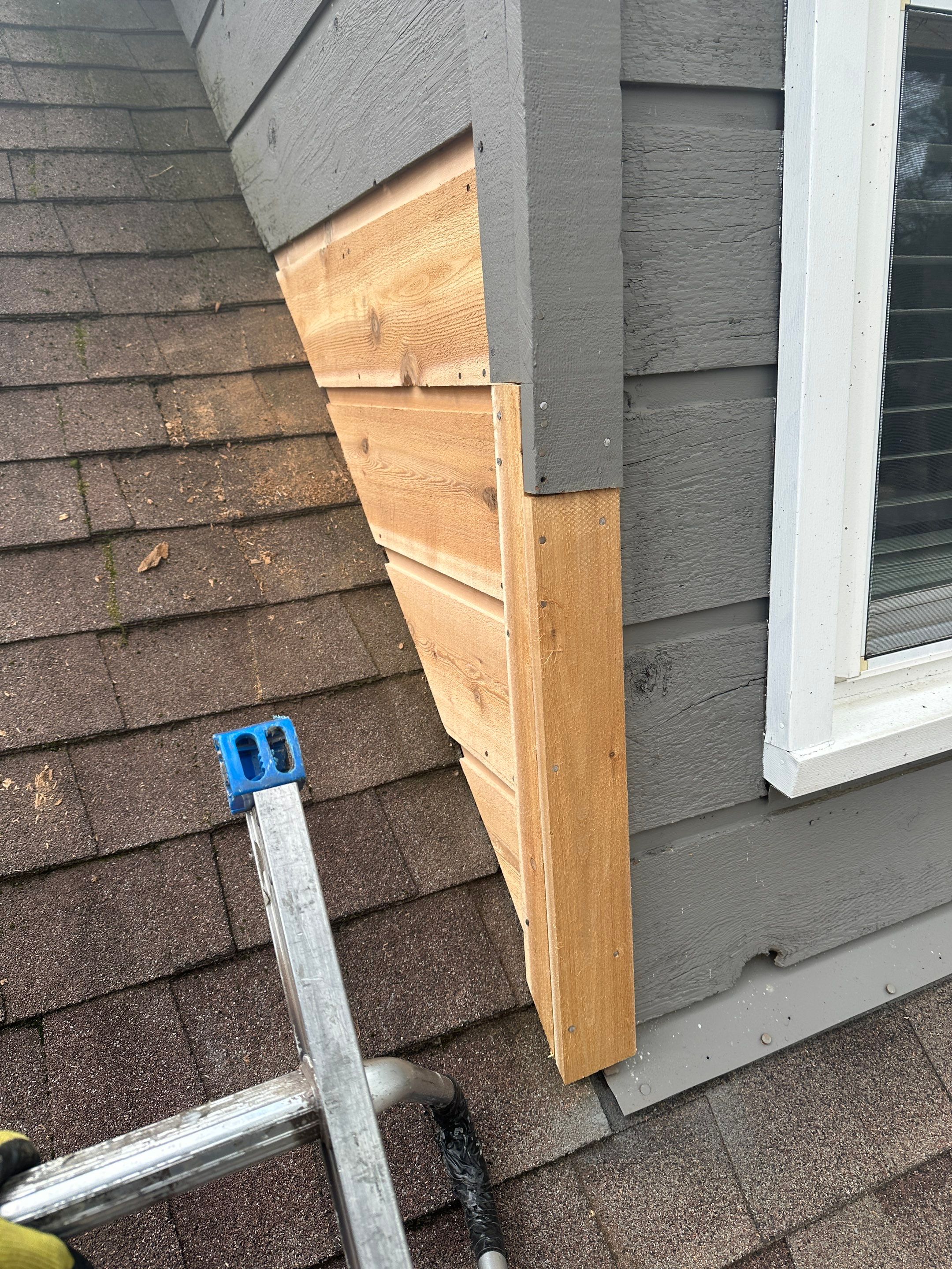 Siding Repair in Birmingham by The Roofing Dudes