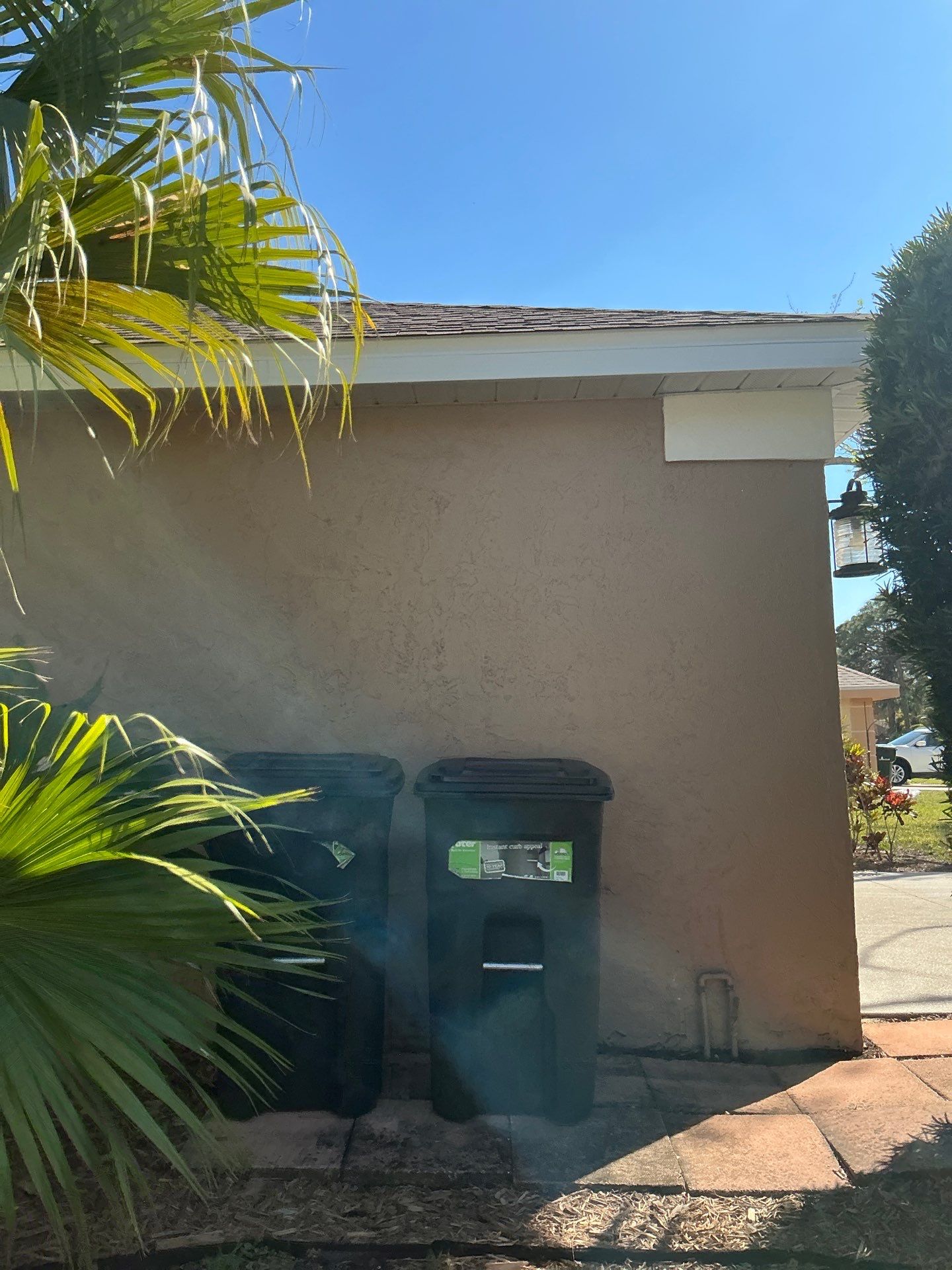 6 Inch Seamless Gutters using K-Style Seamless Gutters in Sarasota FL by Gutter Professors
