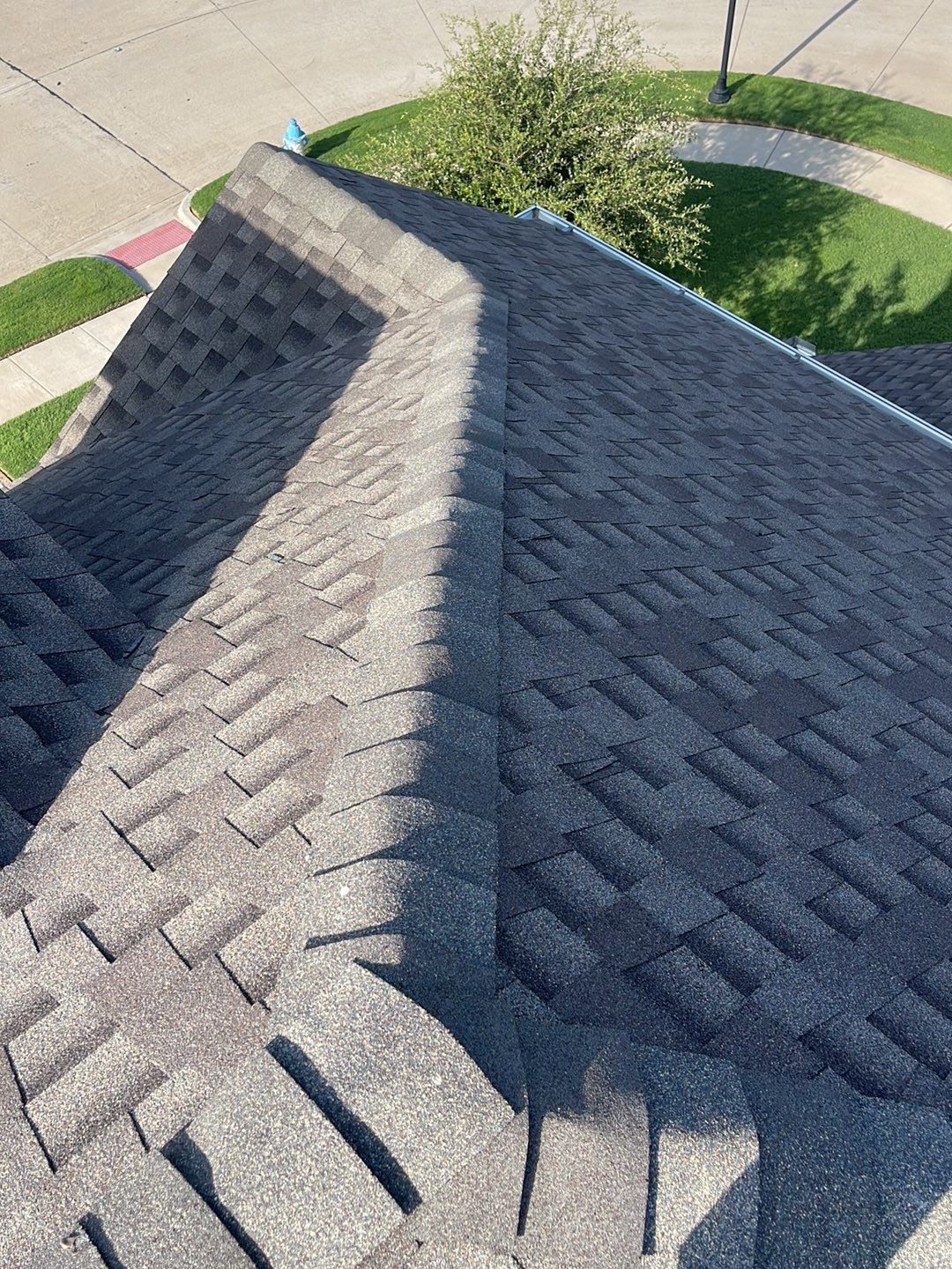 GAF HDZ - Weathered Wood by Elite Roofing LLC