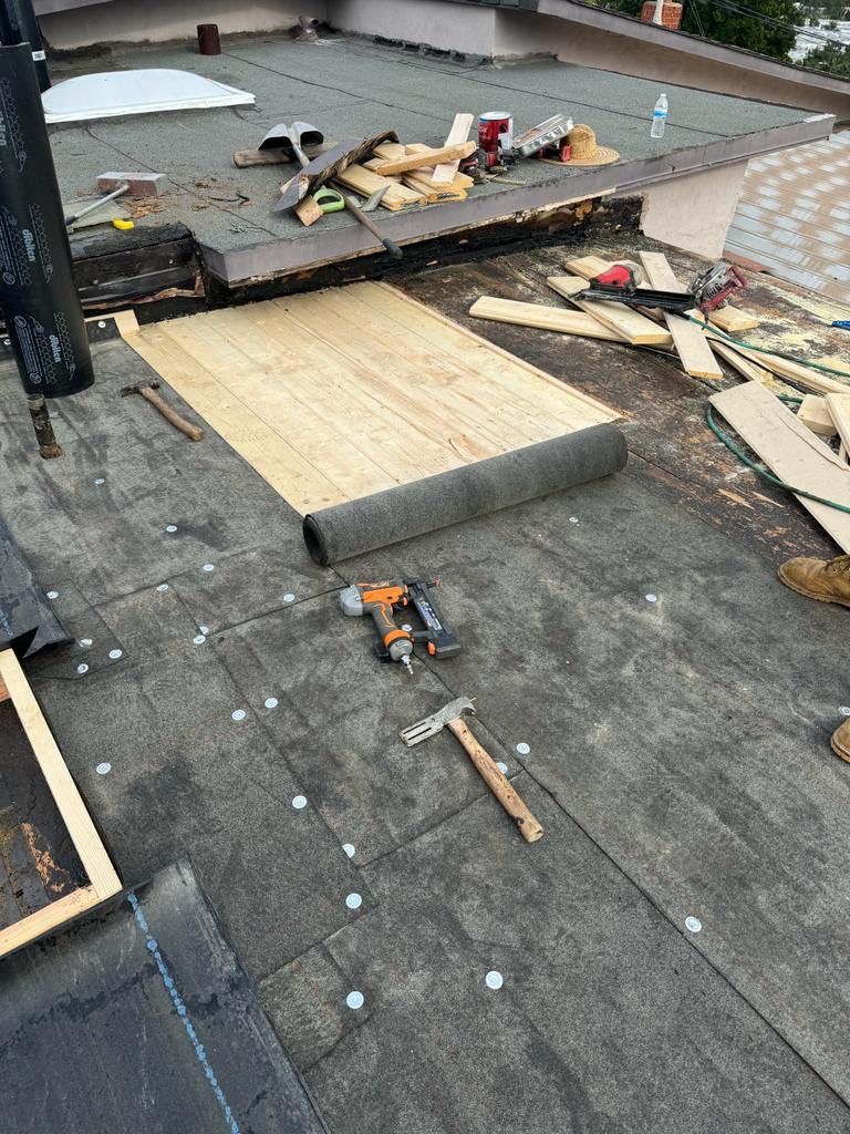 Point Loma, San Diego, CA | Low-Slope Roof Replacement by Zenith Roofing Services 