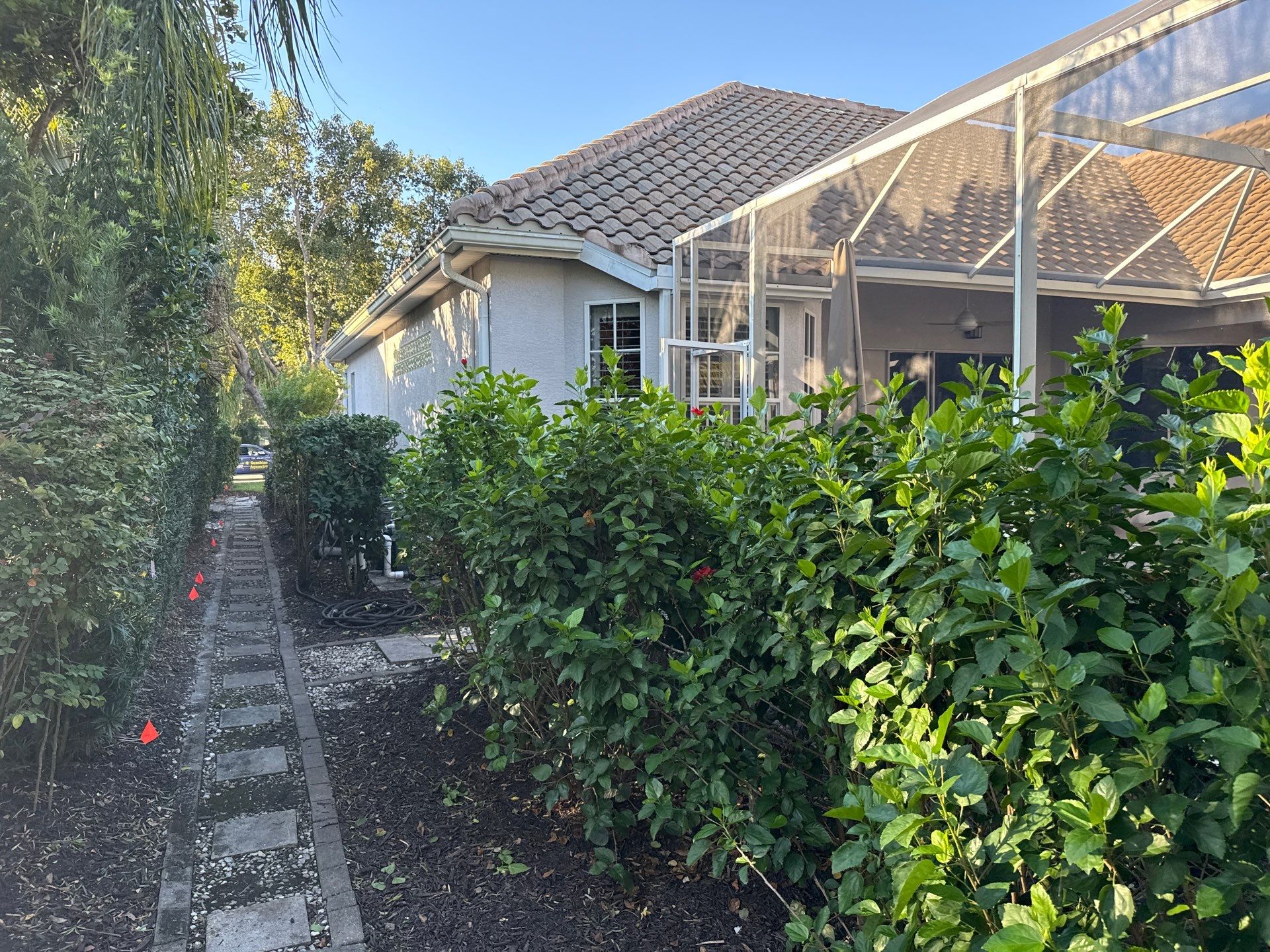 House Wash, Pool Deck & Screen Enclosure Cleaning | University Park, Sarasota FL by Sunshine AquaWash