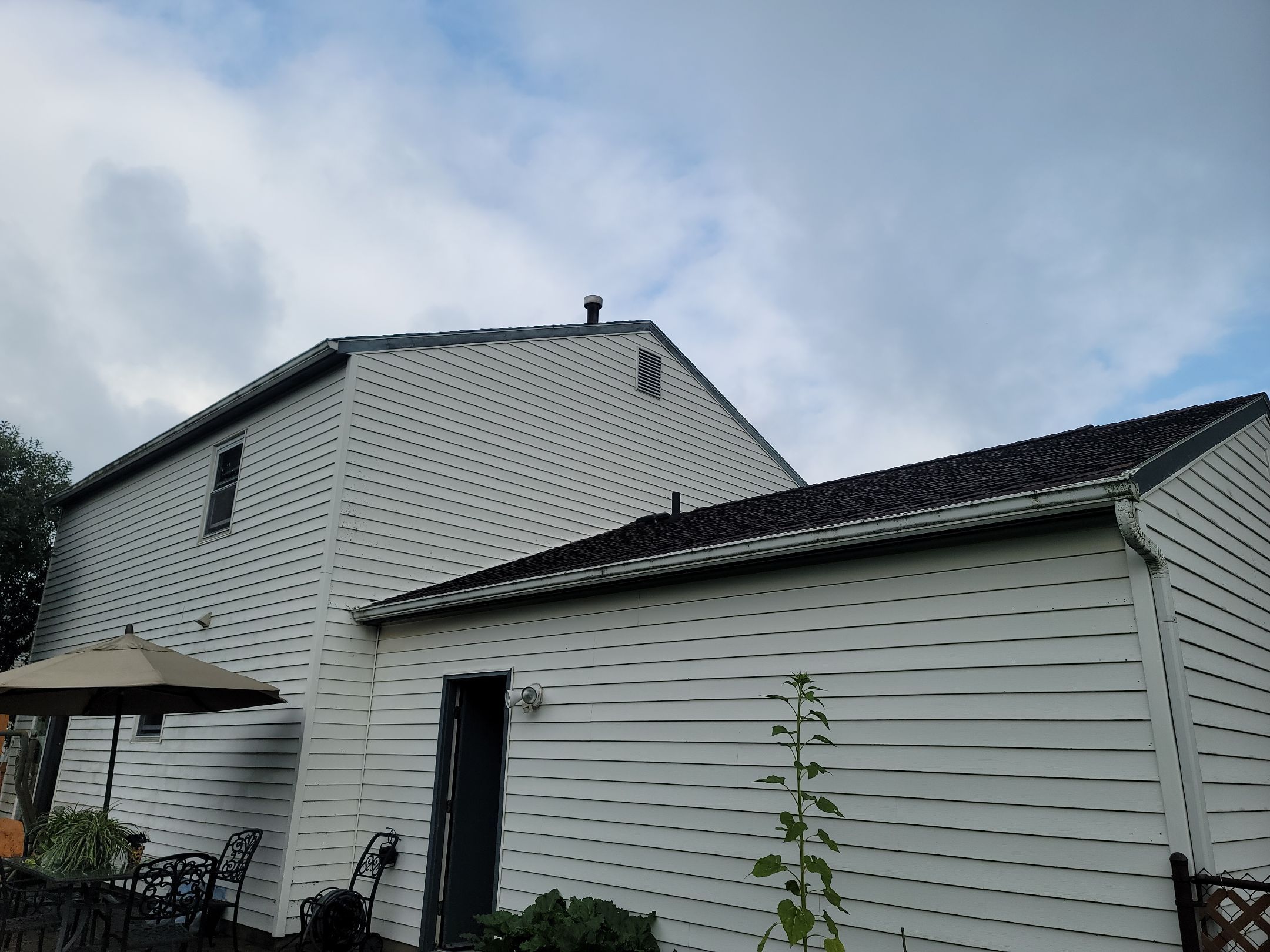 Atlas Pinnacle, Color: Weathered Wood, Drip Edge, Color: Royal Brown by Eagle Eye Roofing