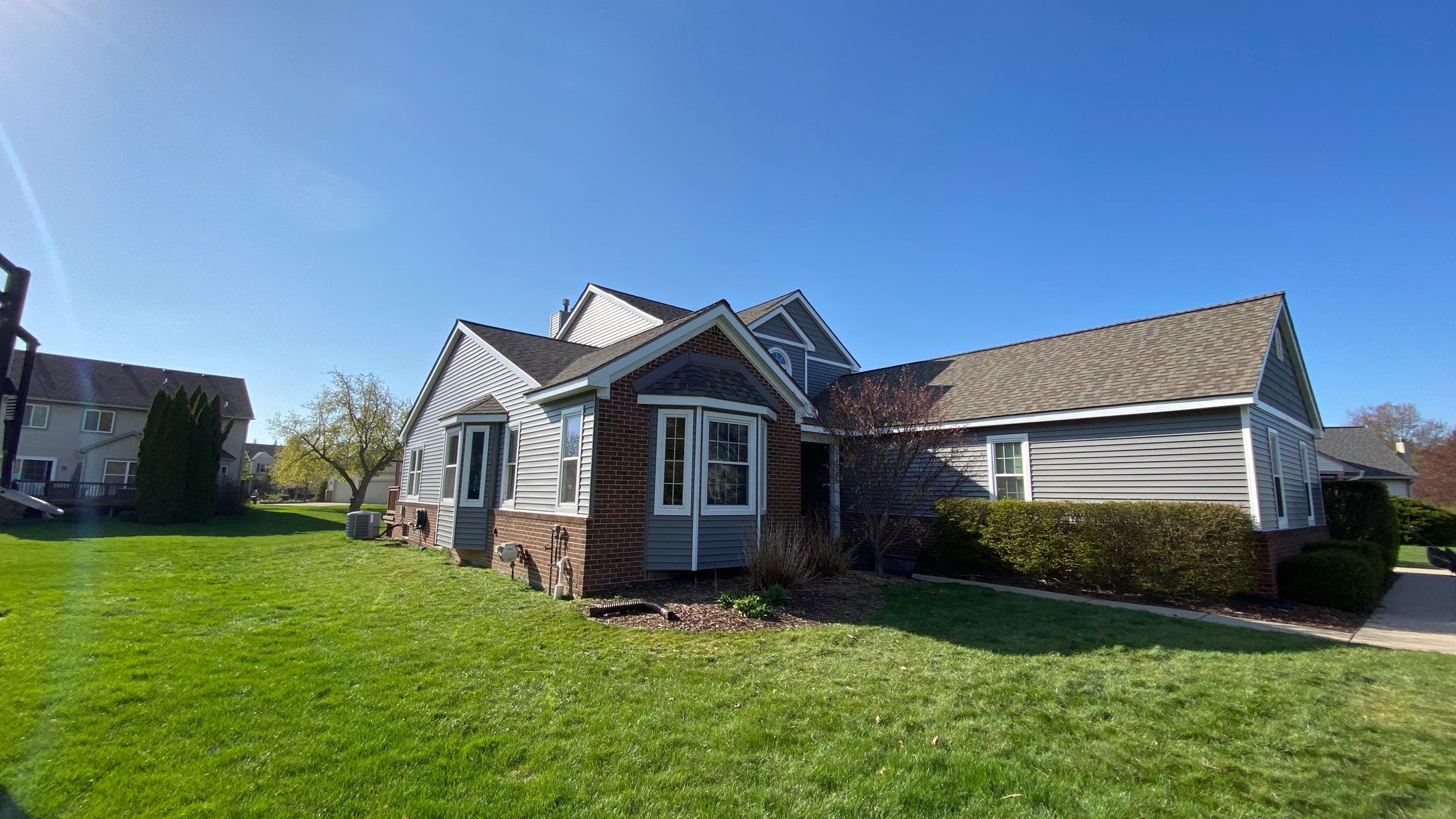 Siding Replacement using Certainteed Classic Restoration D4 by 180 Contractors