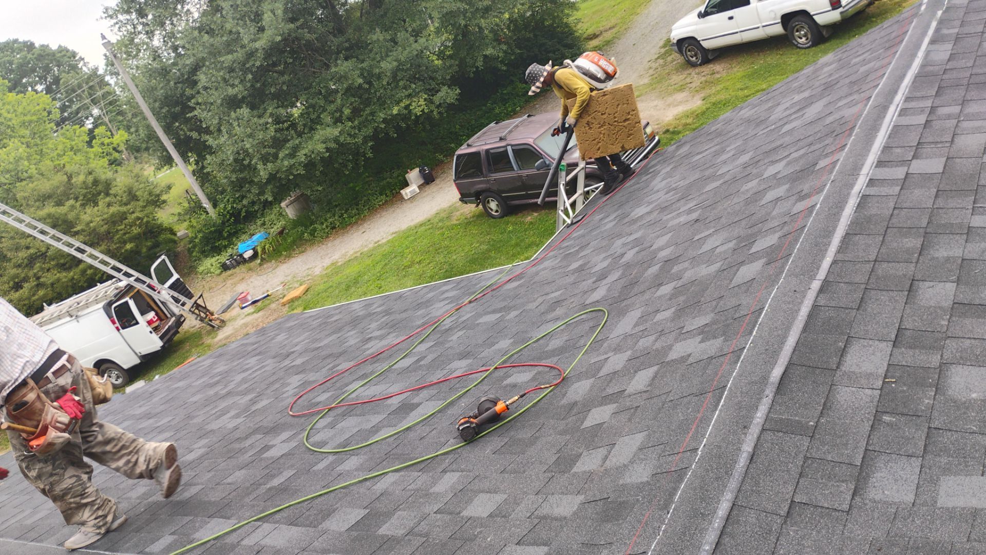 Taylor Roof by BROCK BUILDERS 