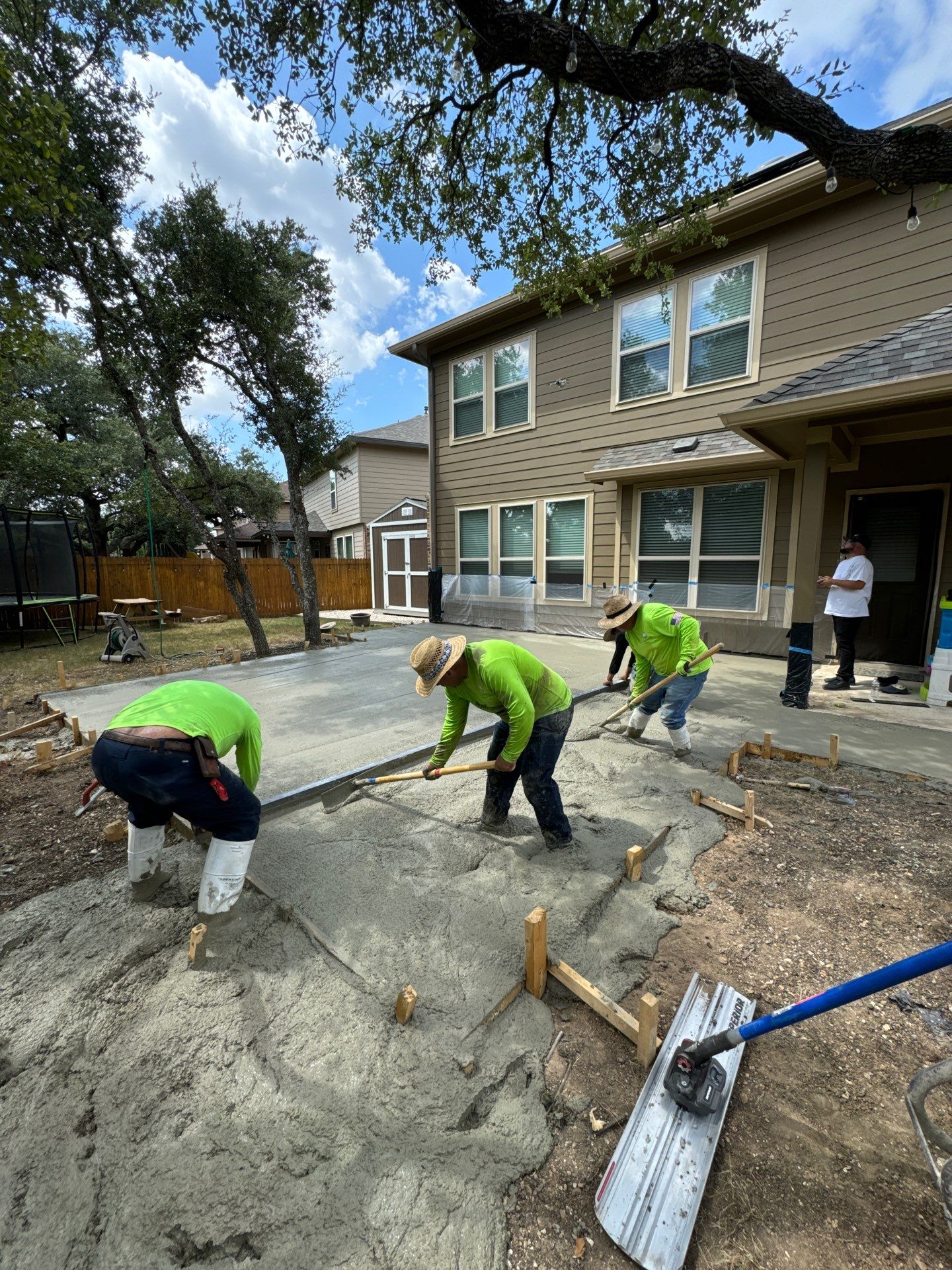 Wortham Oaks - San Antonio, TX by Hole In One Lawns, LLC