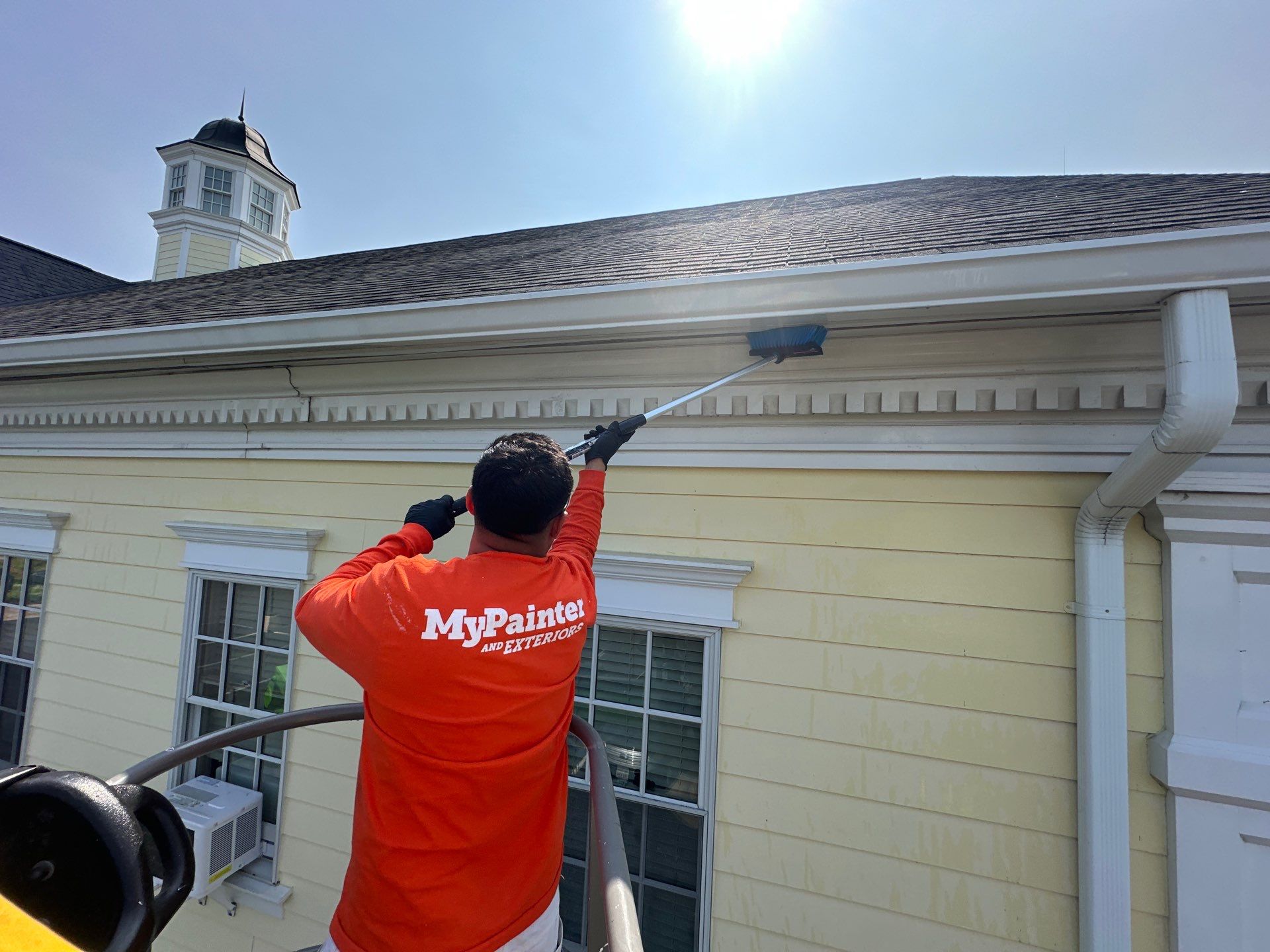 Commercial Exterior Painting Services for Mainstreet Bank in Leesburg, VA by My Painter 