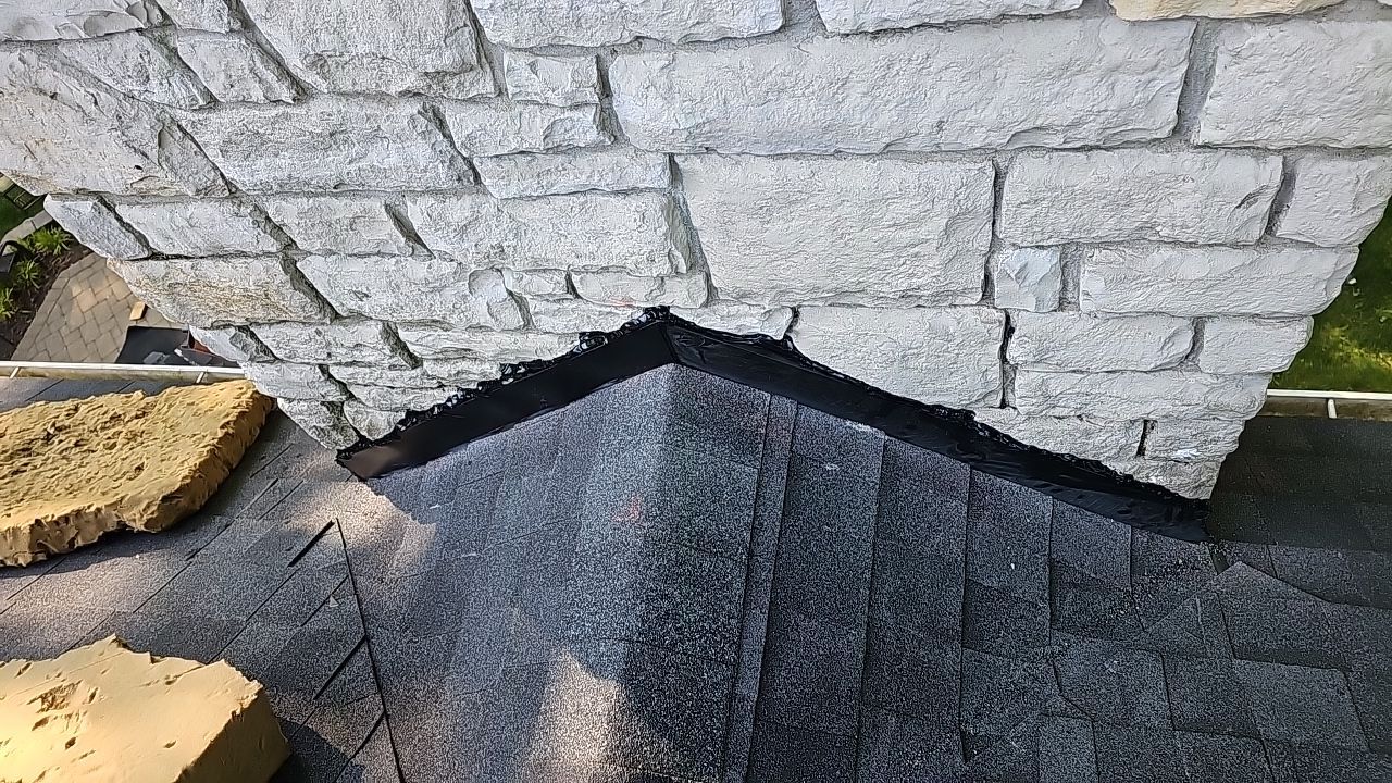 ATLAS PINNACLE COLOR: BLACK SHADOW by Eagle Eye Roofing
