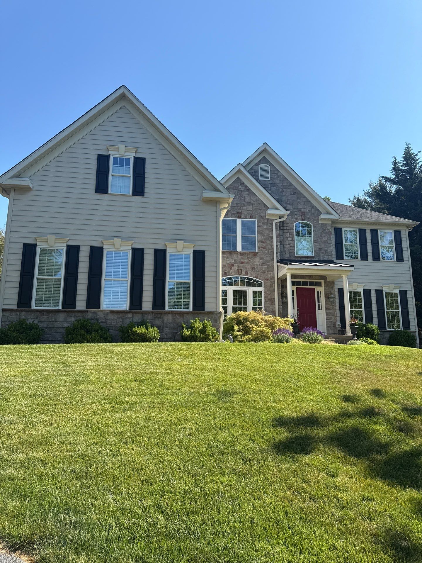 Asphalt Shingle Roof and Vinyl Siding Replacement in Monrovia by Frederick Roof Repair
