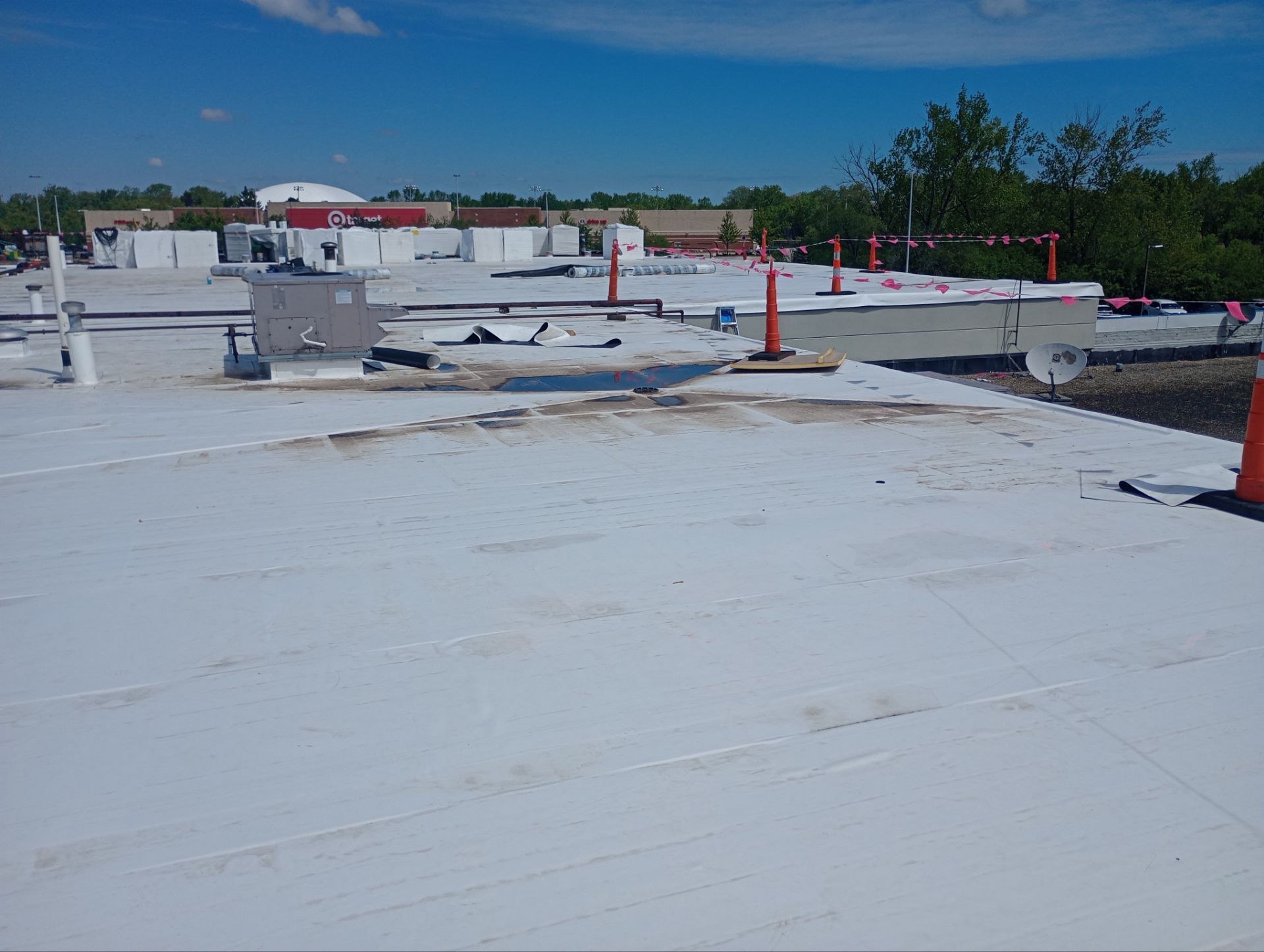 Ford Dealership - Re-Roof by Pink Roofing