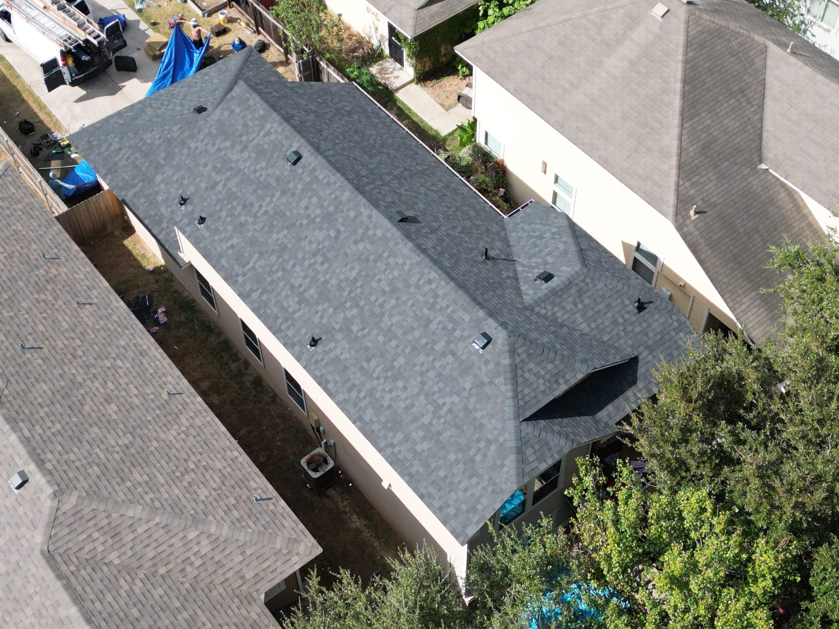 Onyx Black - TruDefinition Duration by RoofsOnly.com