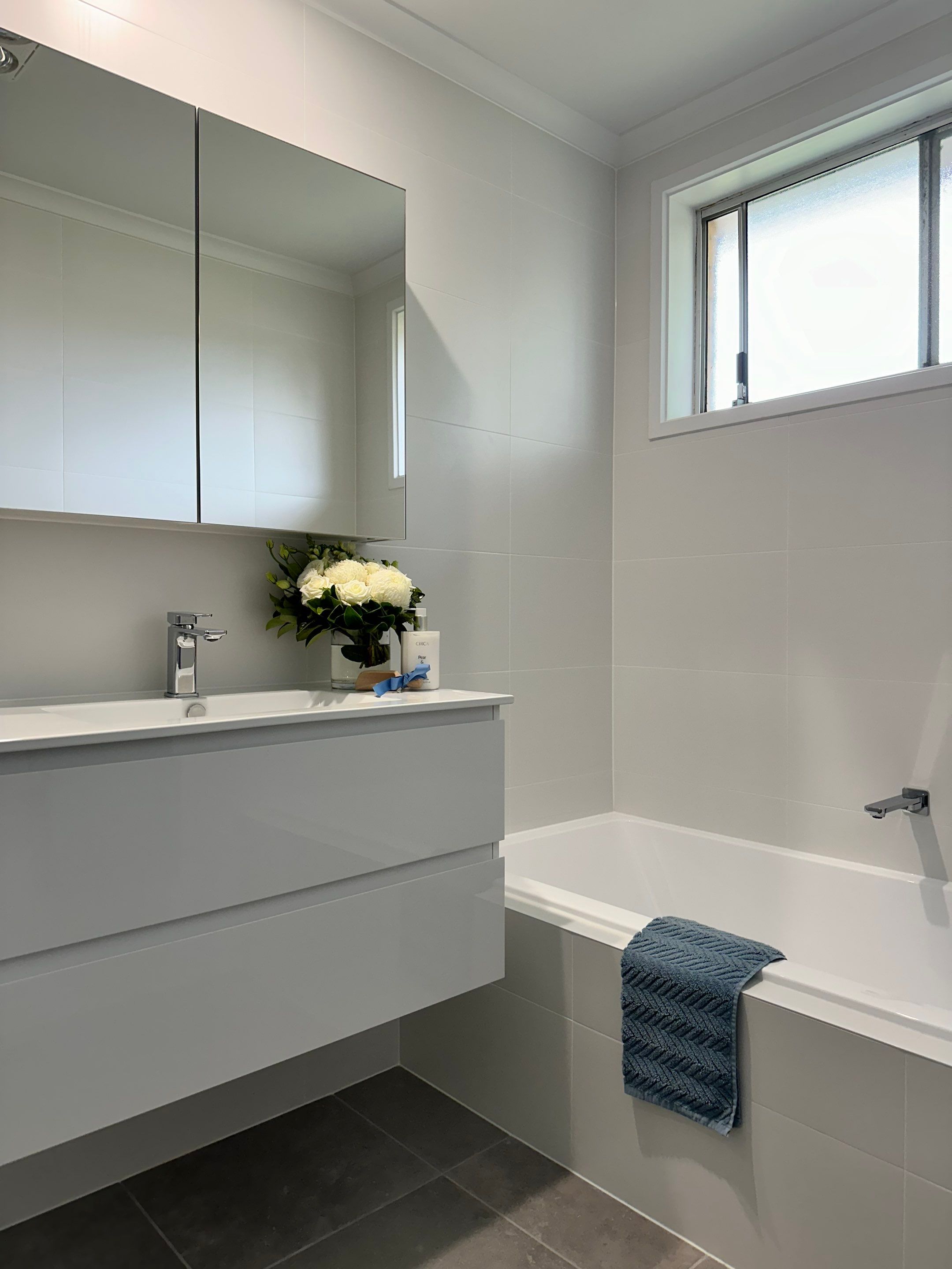 Main Bathroom & Toilet Renovation by Re-seal Bathrooms