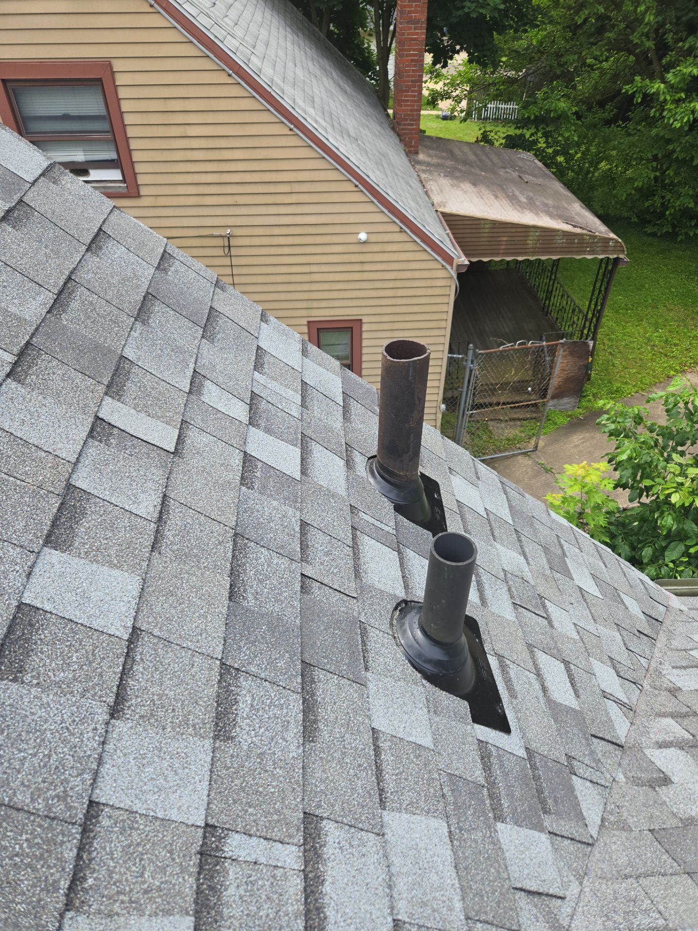 Atlas Pinnacle, Color, Coastal Granite, Drip Edge, Color, Black by Eagle Eye Roofing