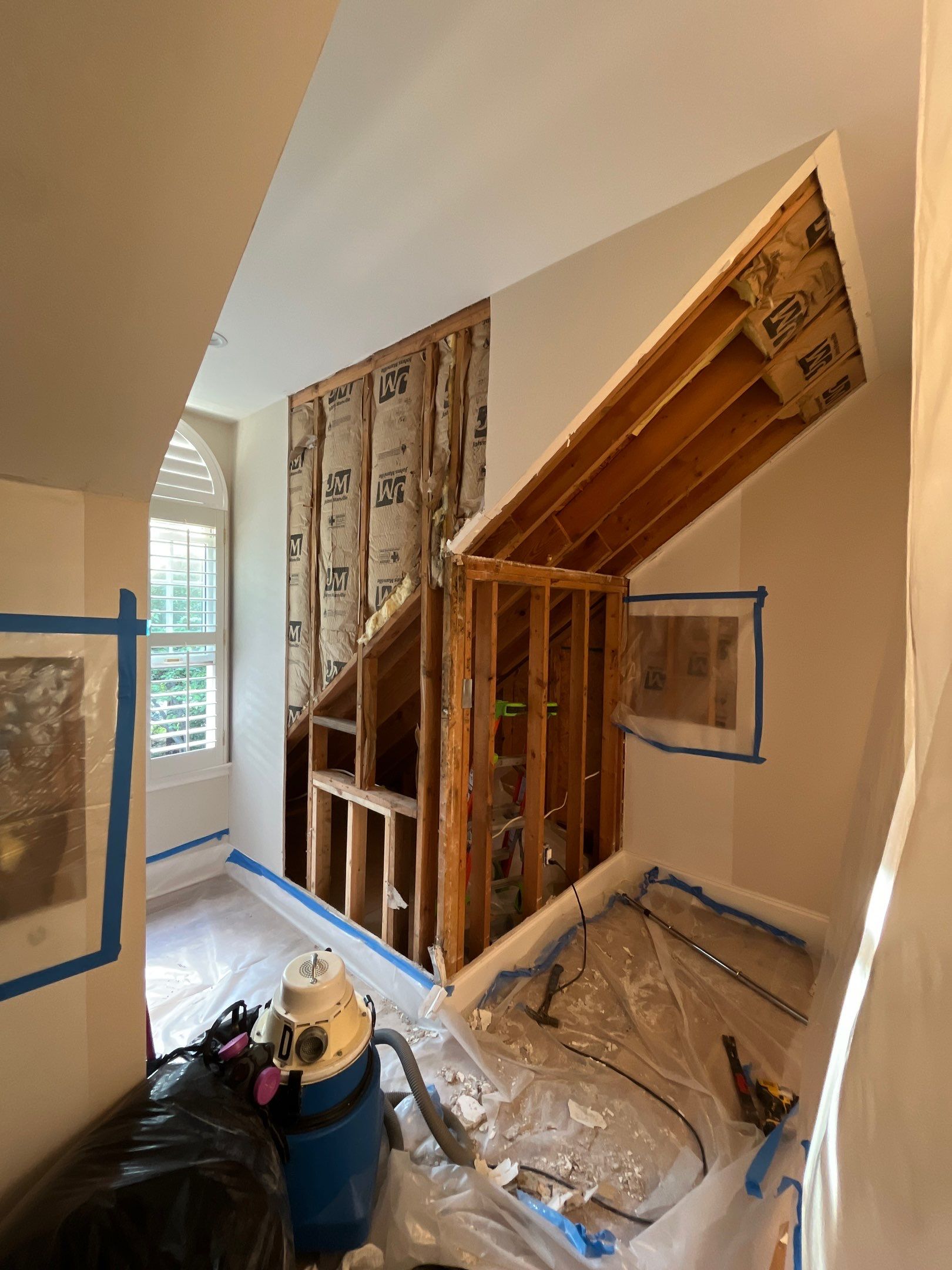Bedroom mold remediation & Interior restoration by EAS Environmental, LLC.