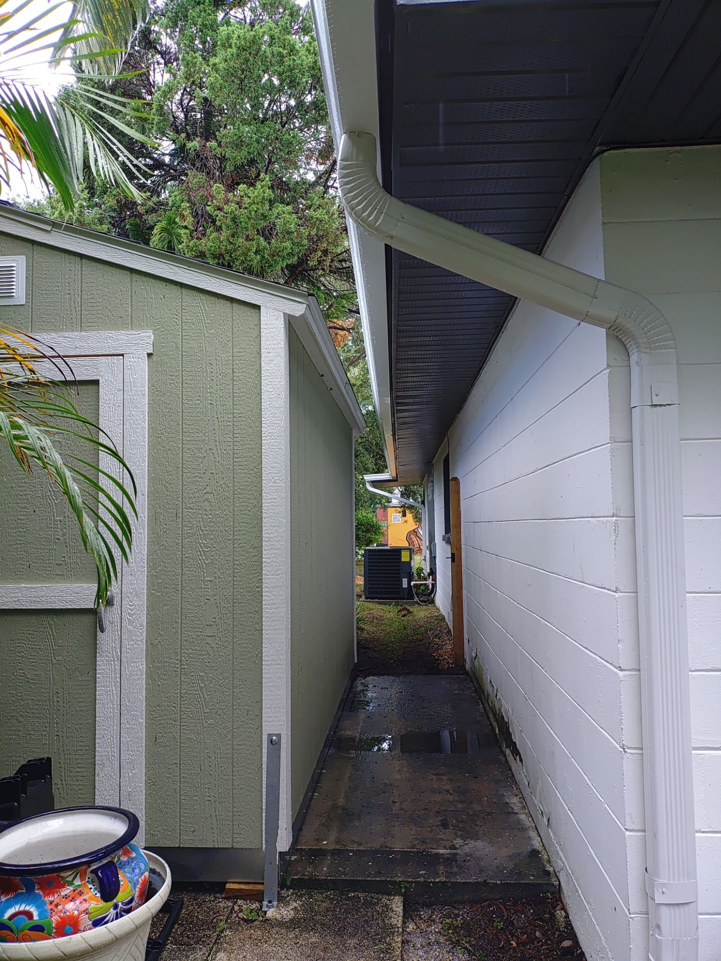 White Seamless Gutters for Coastal Homes in Tampa FL by Gutter Professors