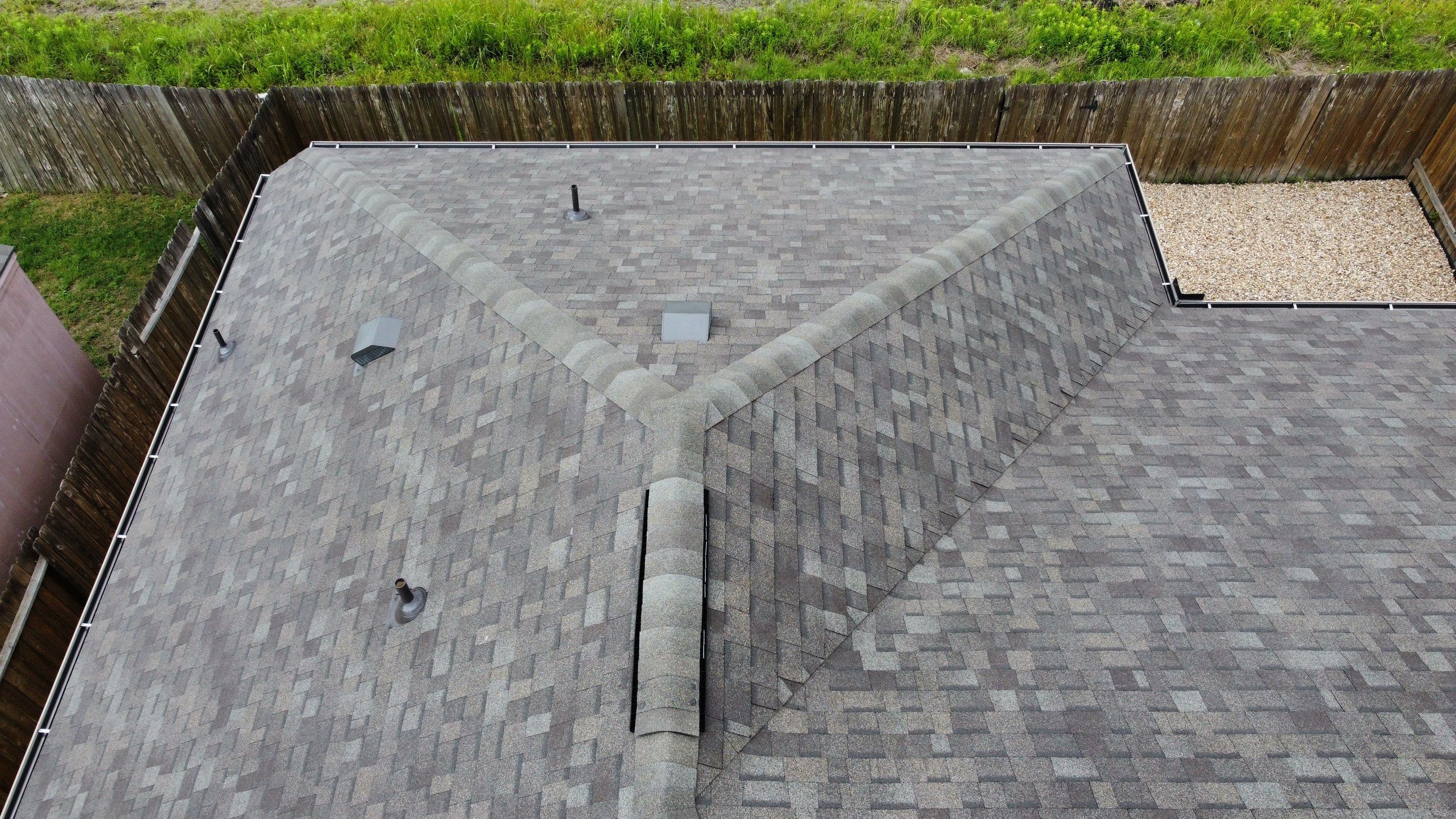 Residential Roofing Installation using Owens Corning Oakridge by Kstylez Roofing & Construction