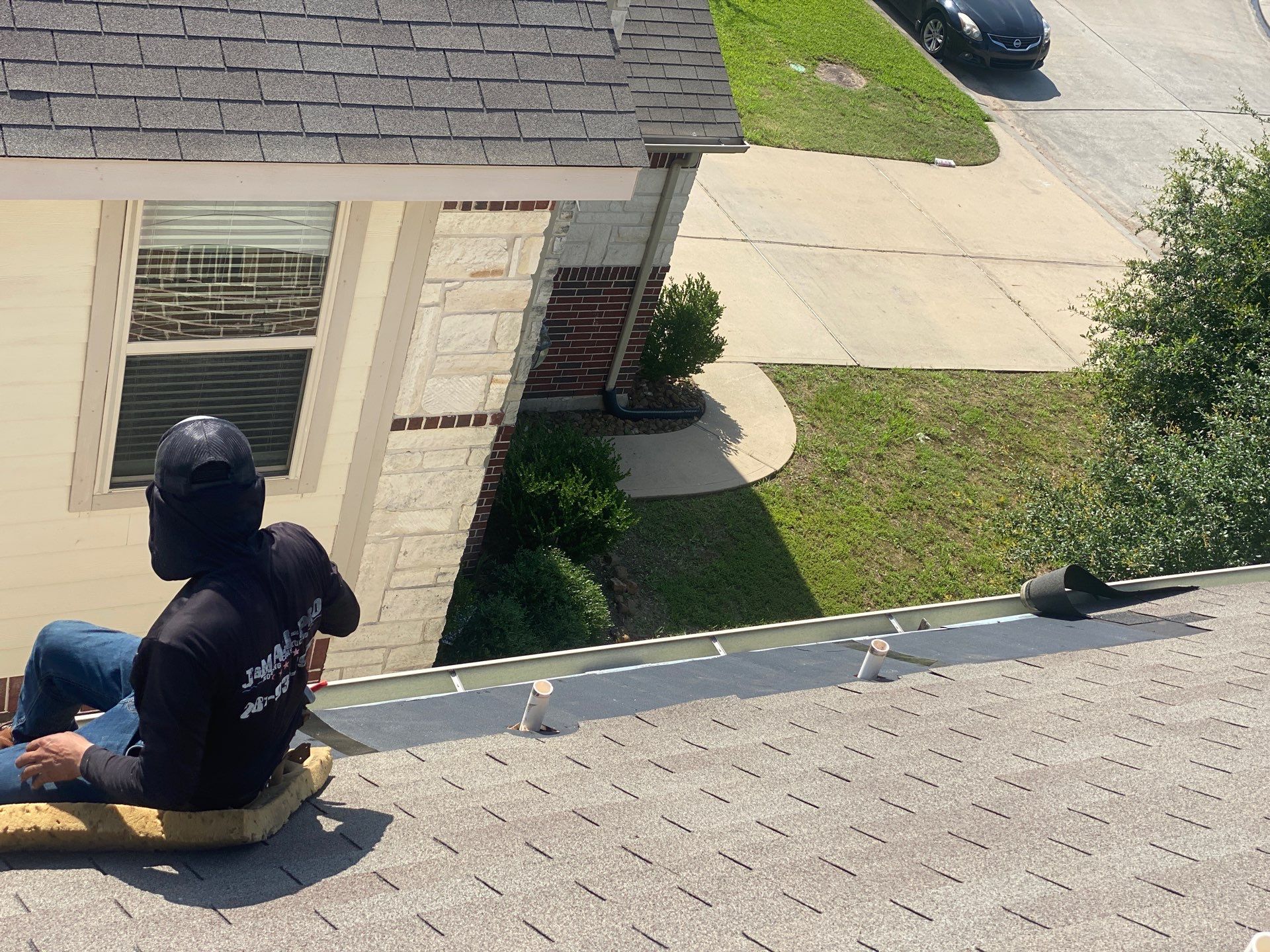 Hail Damage using Owen's Corning Duration (Lifetime) Shingles by Roof Repair Company