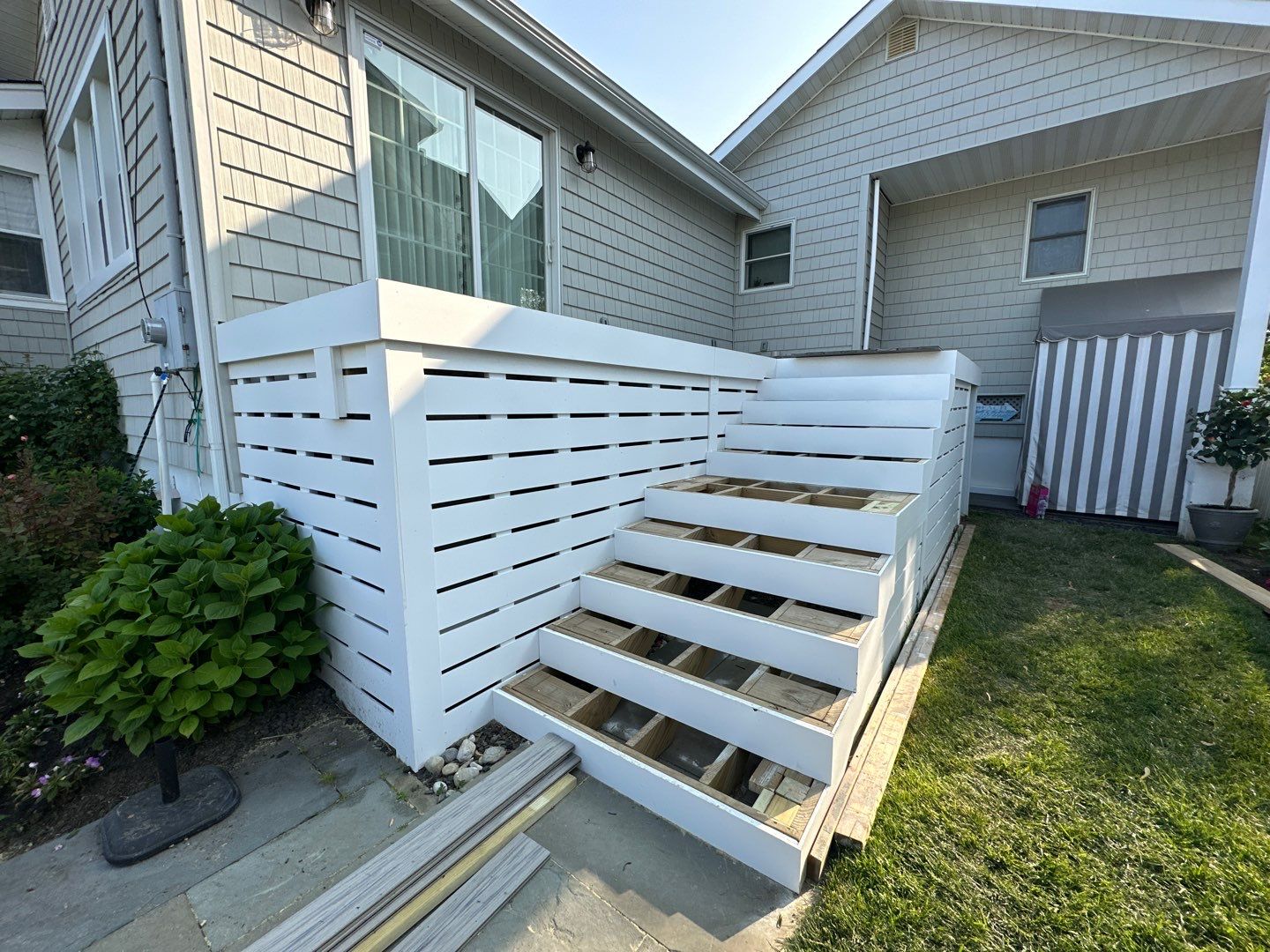 Resurface In Monmouth Beach by deck guardian