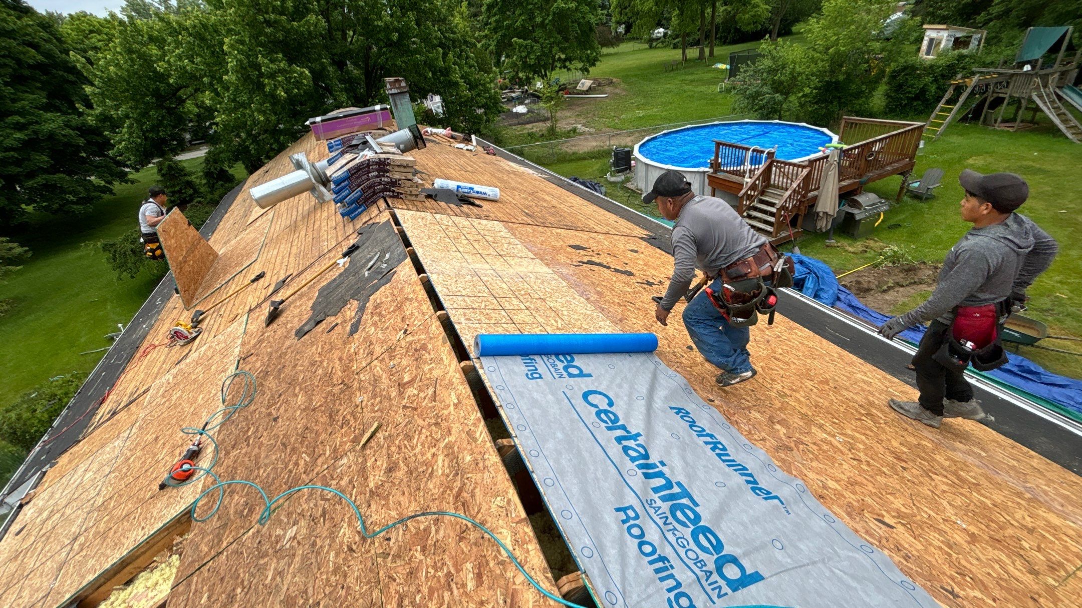 Roof Replacement using CertainTeed Landmark Pro by 180 Contractors