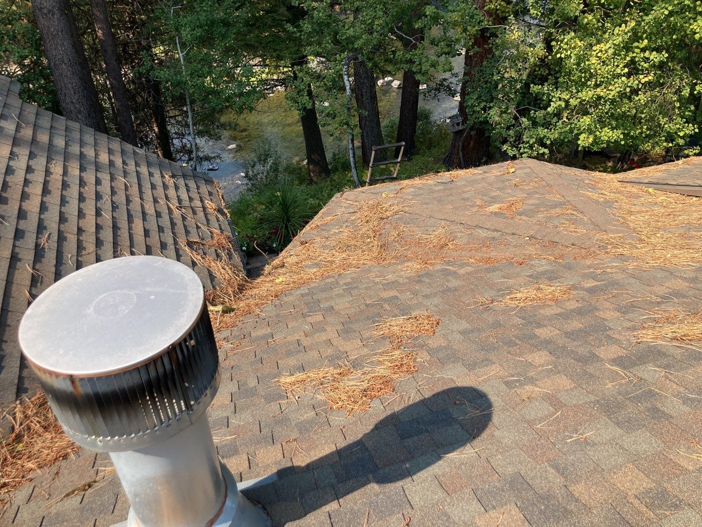 Two story new build gets a CertainTeed Landmark roof in Shenandoah  by ID Roofing LLC