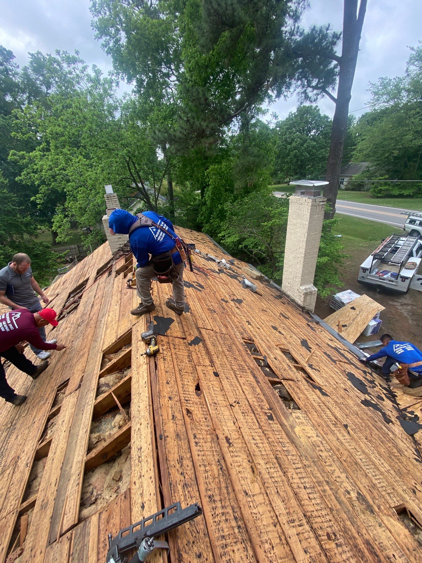 Roof Replacement - Timberline HDZ Weathered Wood  by Pro Performance Roofing