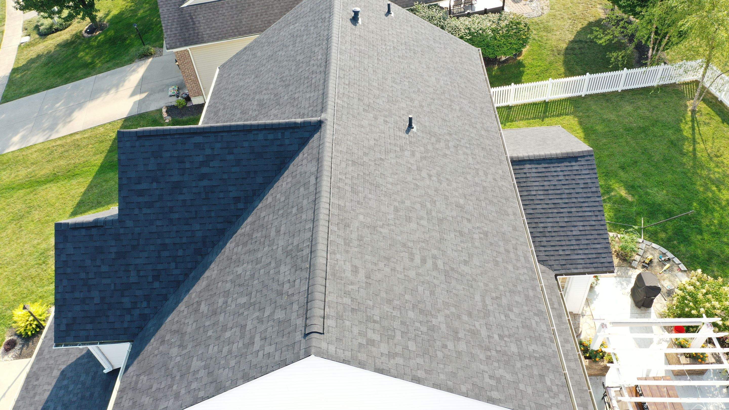 roof replacement using Onyx Black Durations by WIW Enterprises Inc