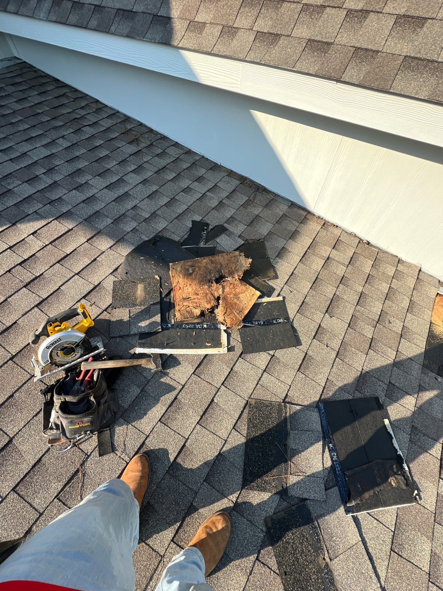 Hail Damage using Owen's Corning Duration (Lifetime) Shingles by Roof Repair Company