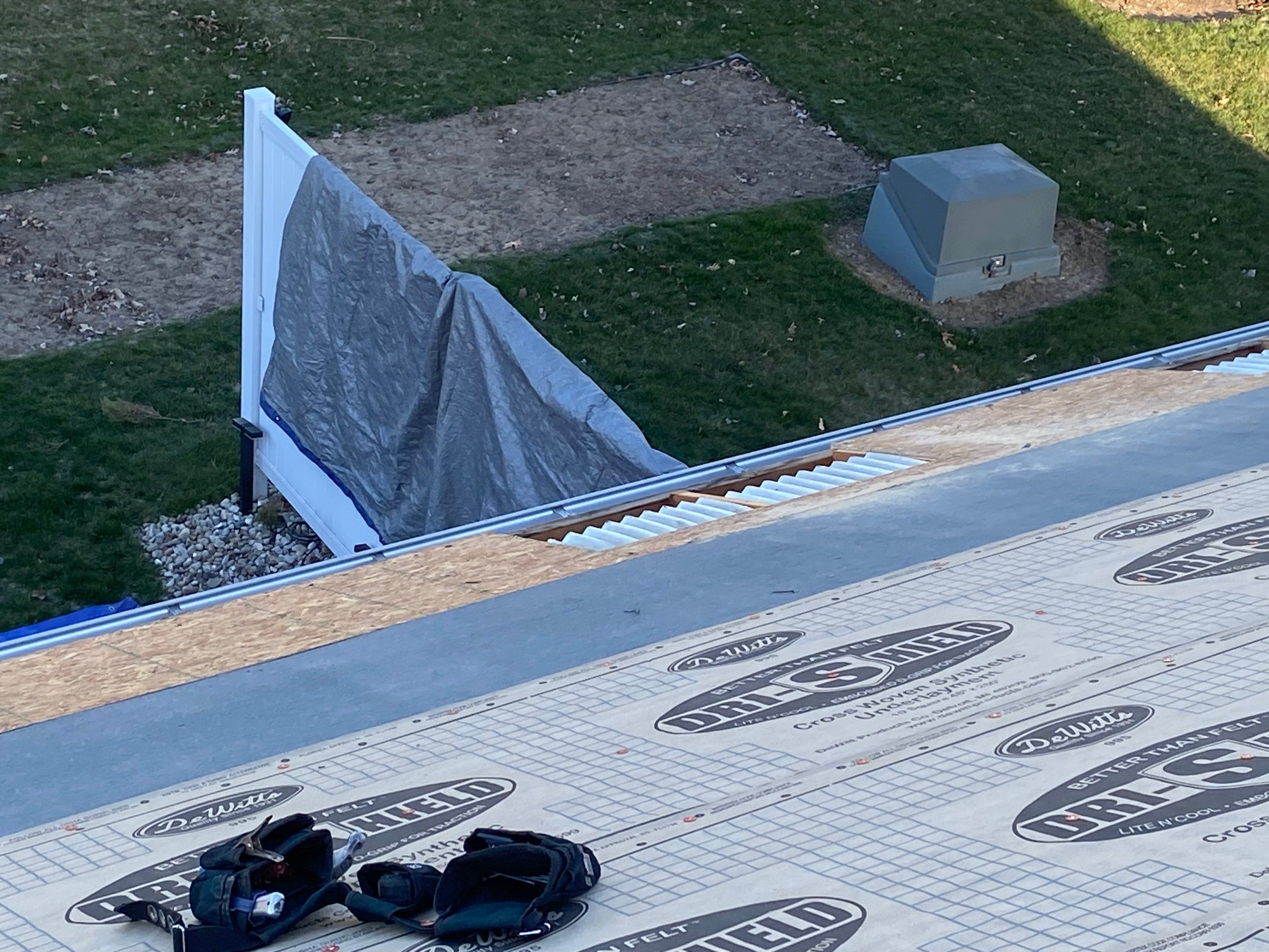 Residential Roofing Installation using CertainTeed Landmark Weathered Wood by Nitro Roofing and Construction
