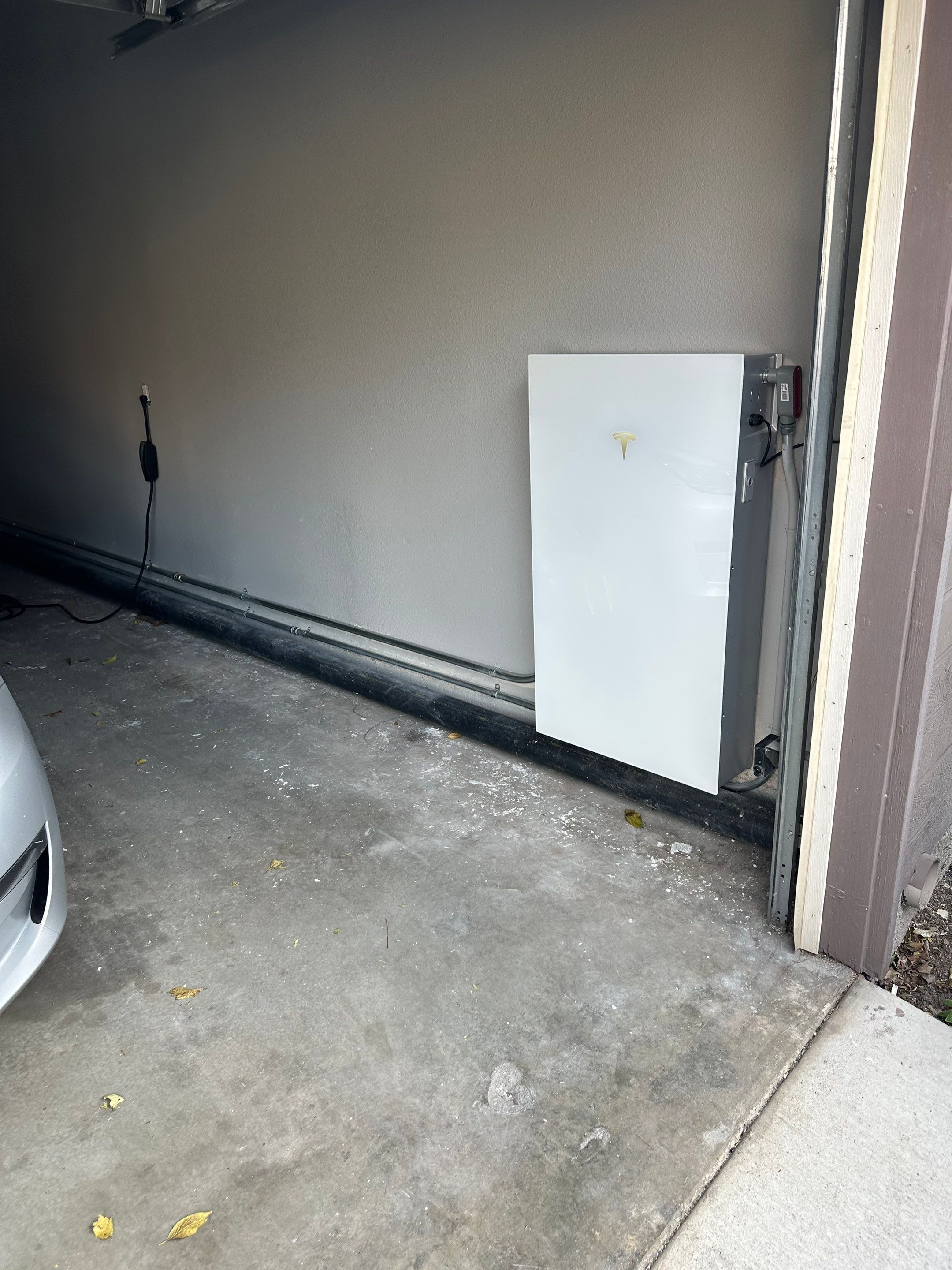 13-Panel Solar Array and Tesla Powerwall 3 Installation in Westlake Village by AWS Solar